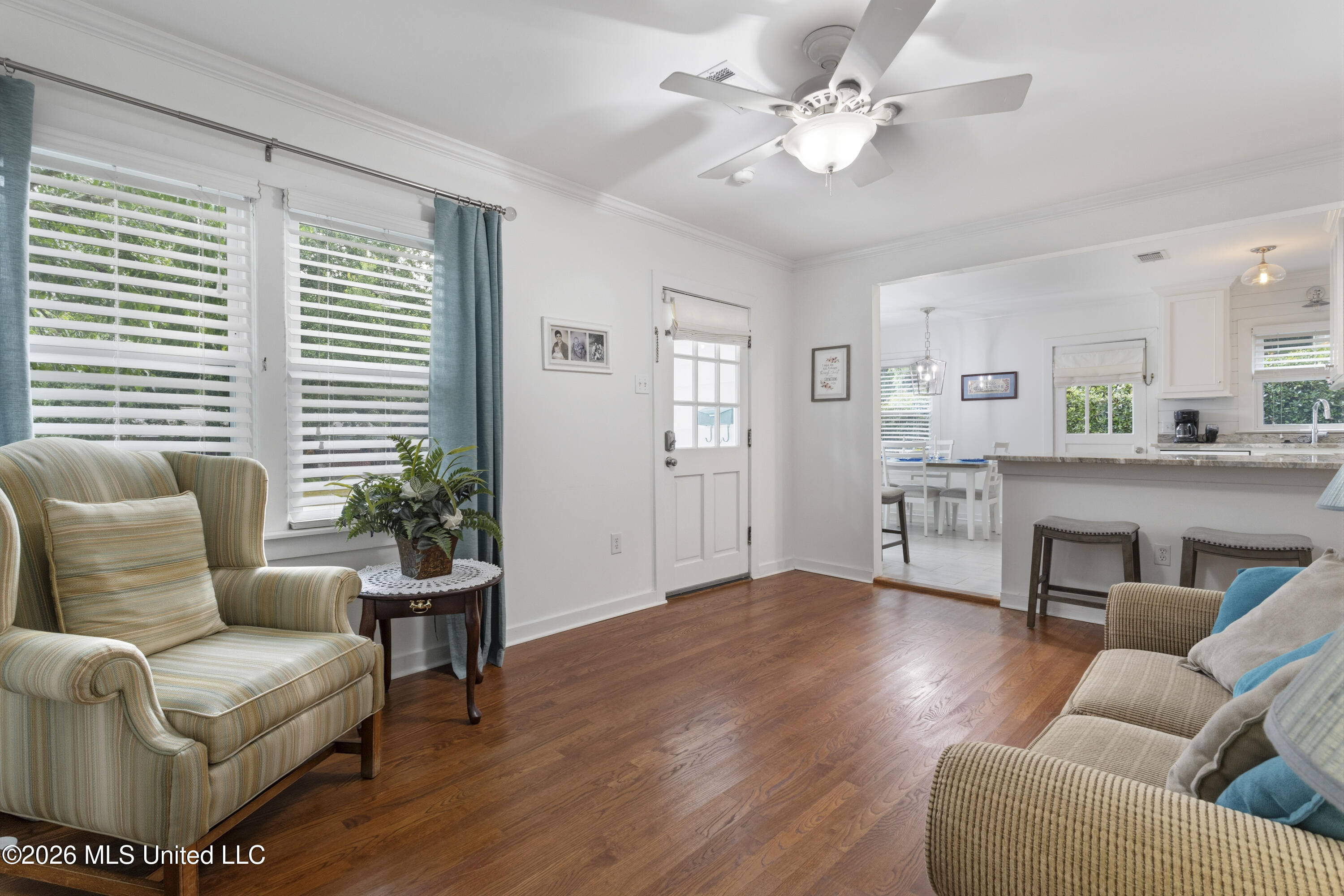 1000 27th Street Property Photo 6