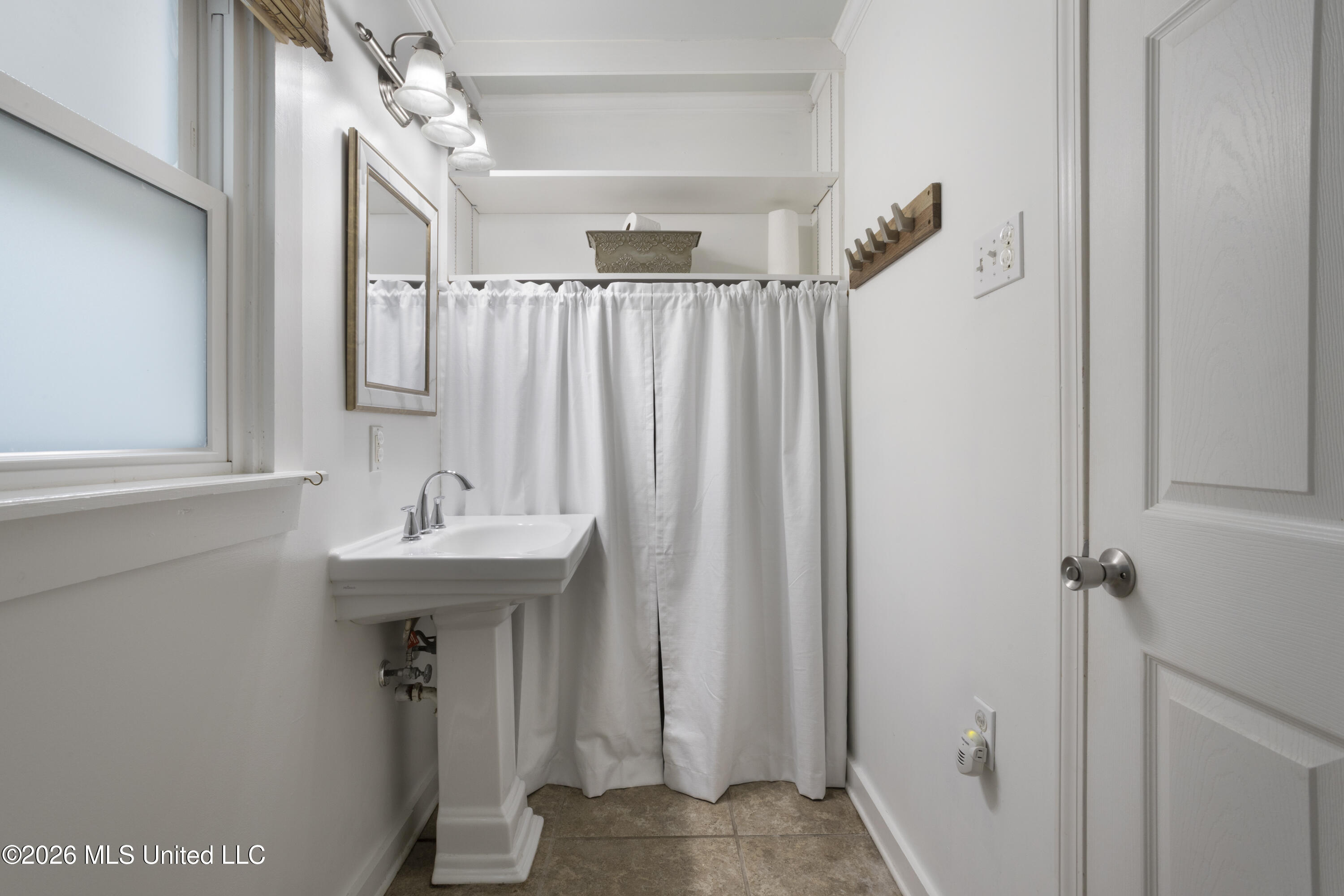 1000 27th Street Property Photo 34