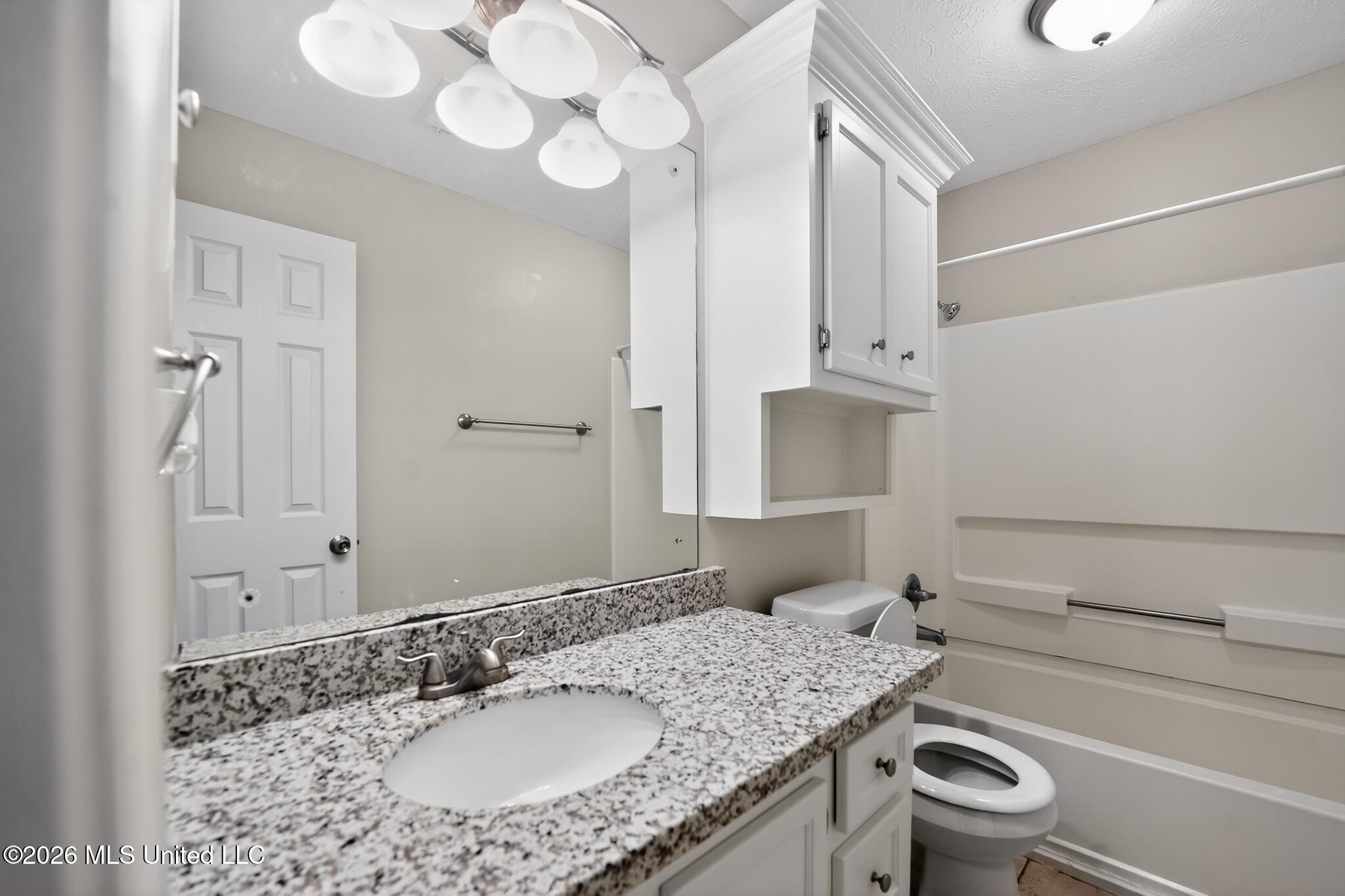 704 Dunleith Lane Property Photo 13