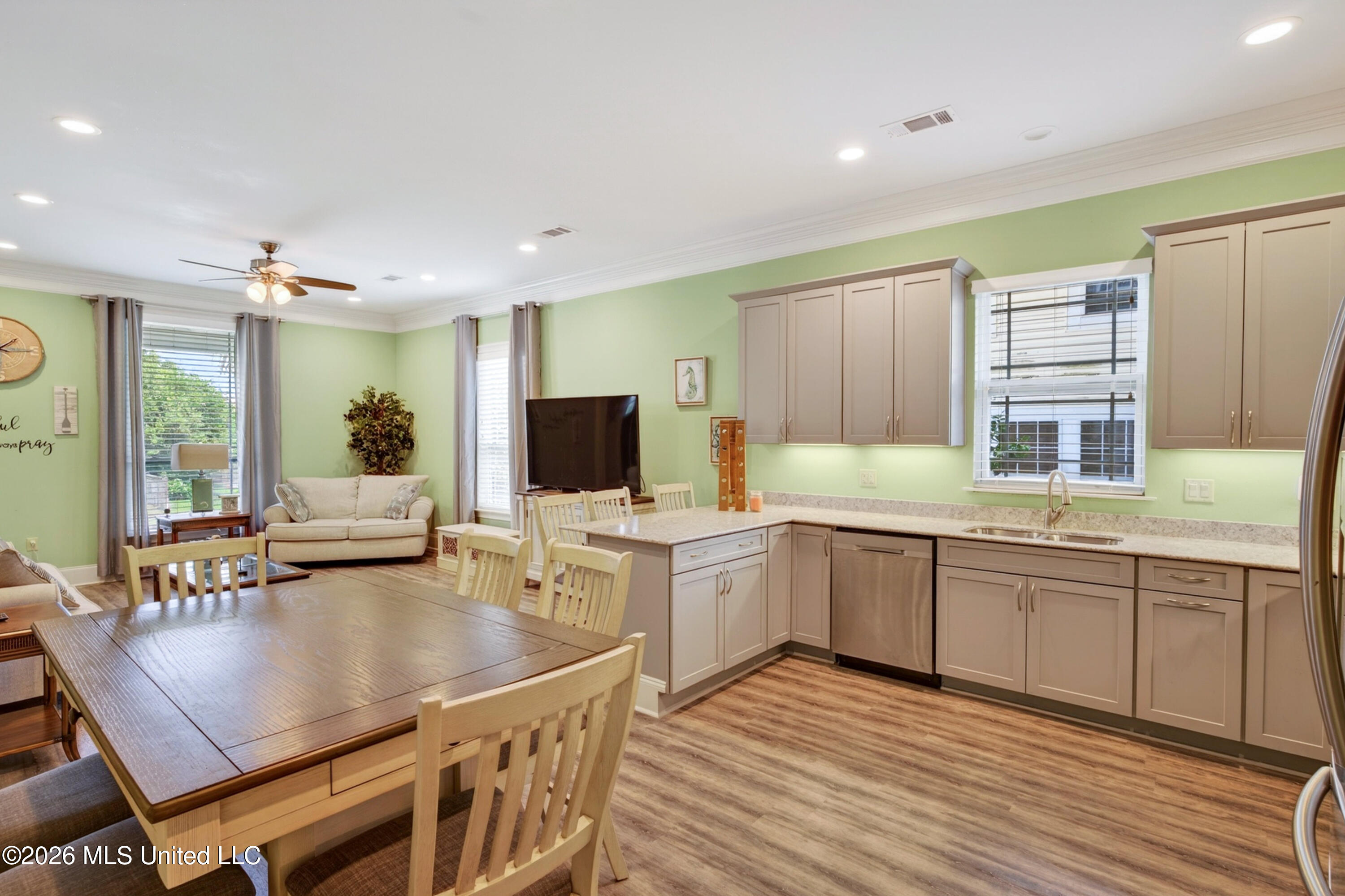 617 Woodward Avenue Property Photo 8