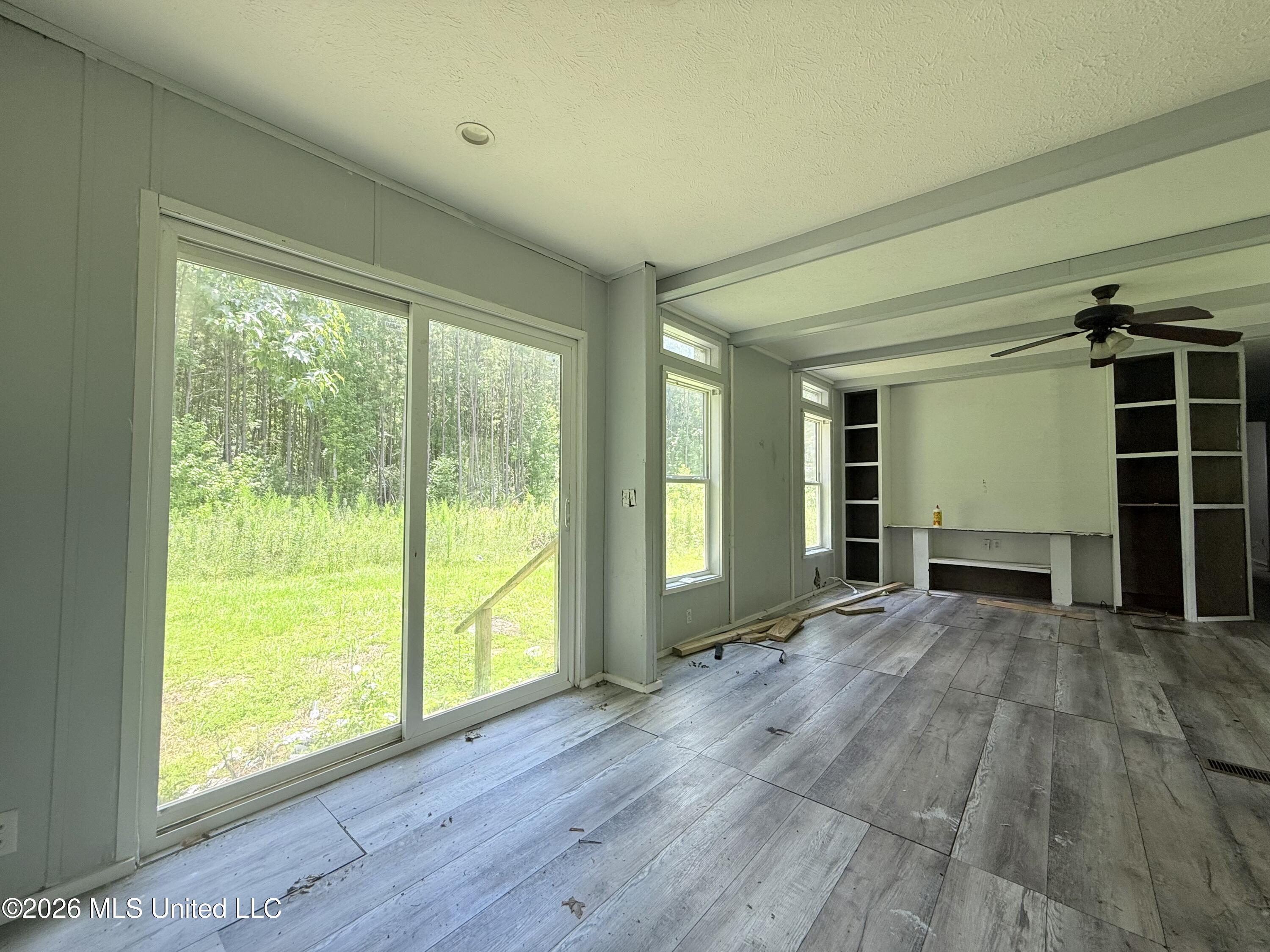 16 Durr Lane Property Photo 4