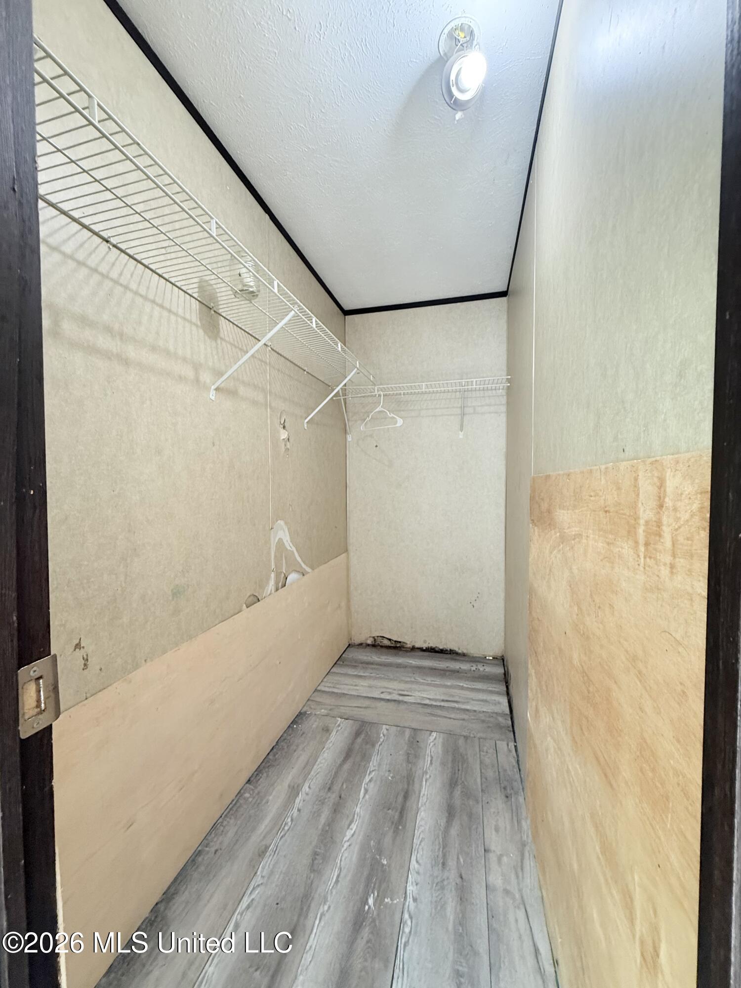 16 Durr Lane Property Photo 7