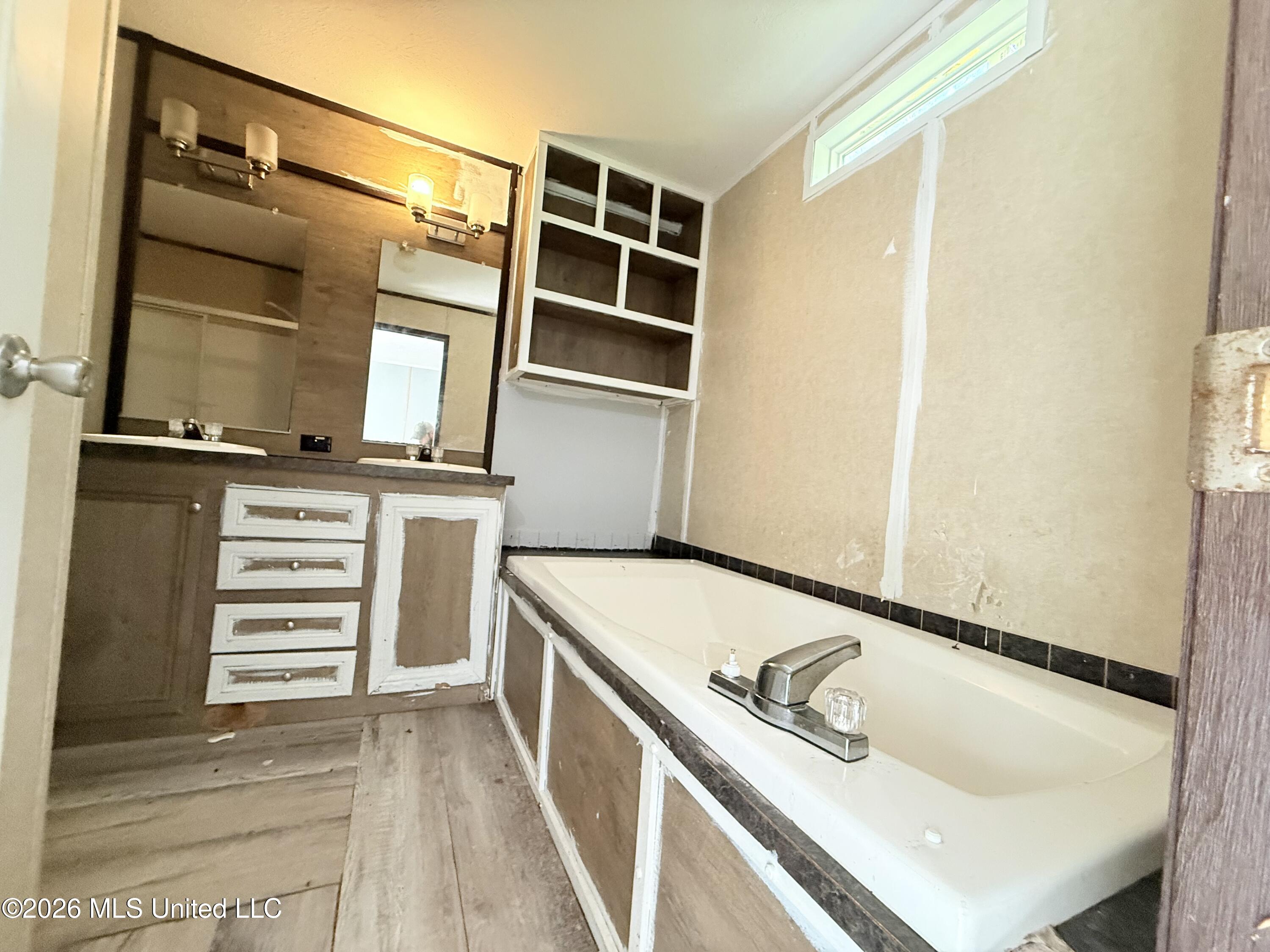 16 Durr Lane Property Photo 8