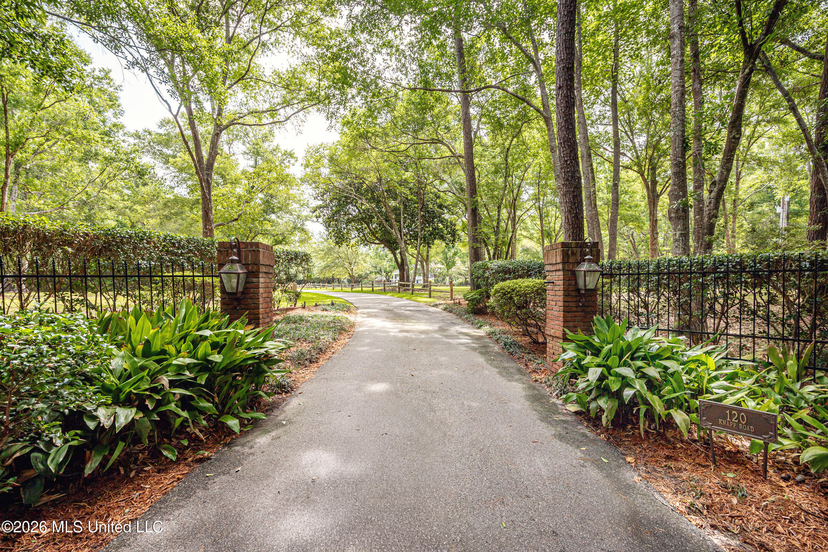 120 Knapp Road Property Photo 8