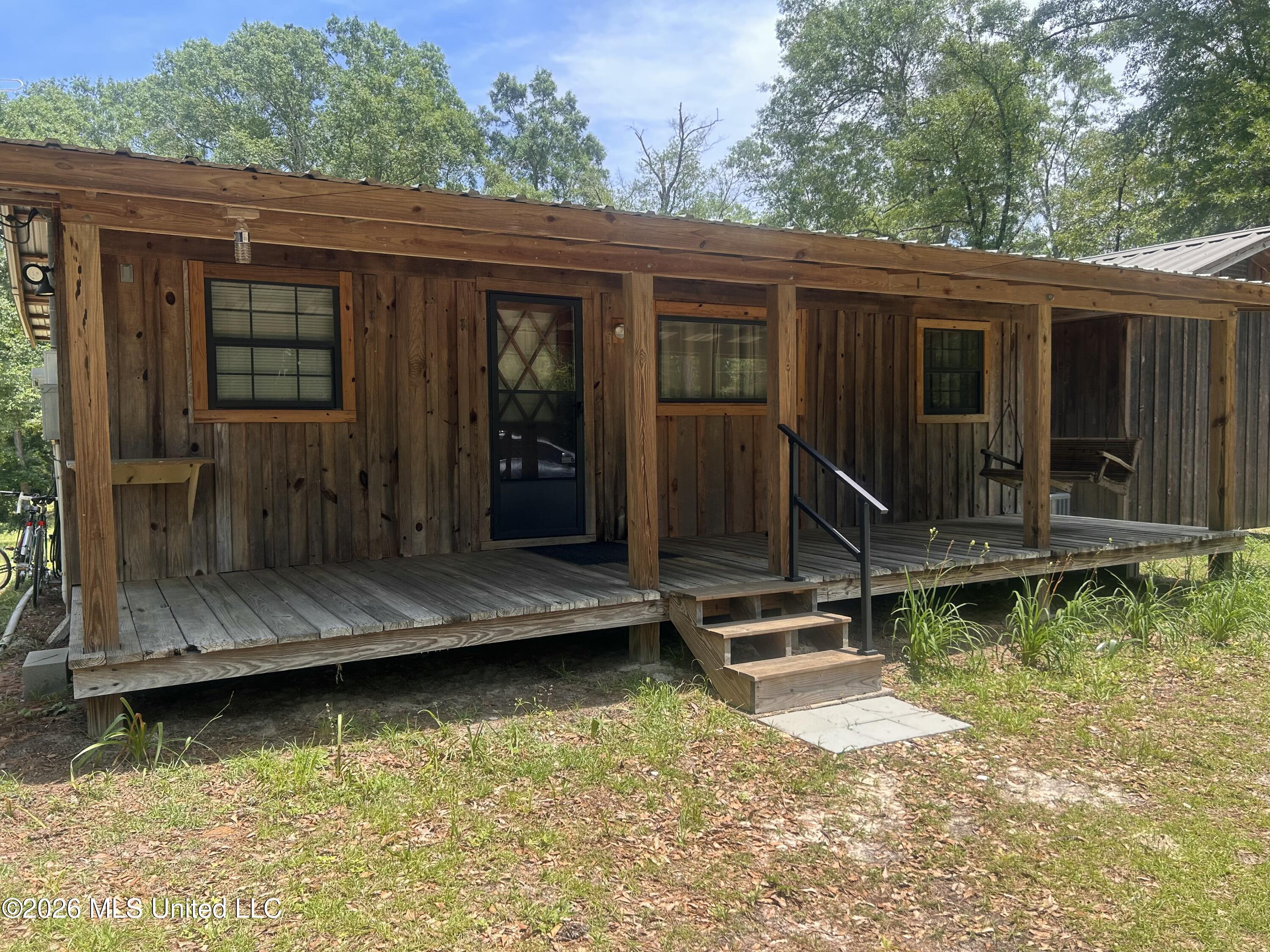 2881 E Wire Road Property Photo 1