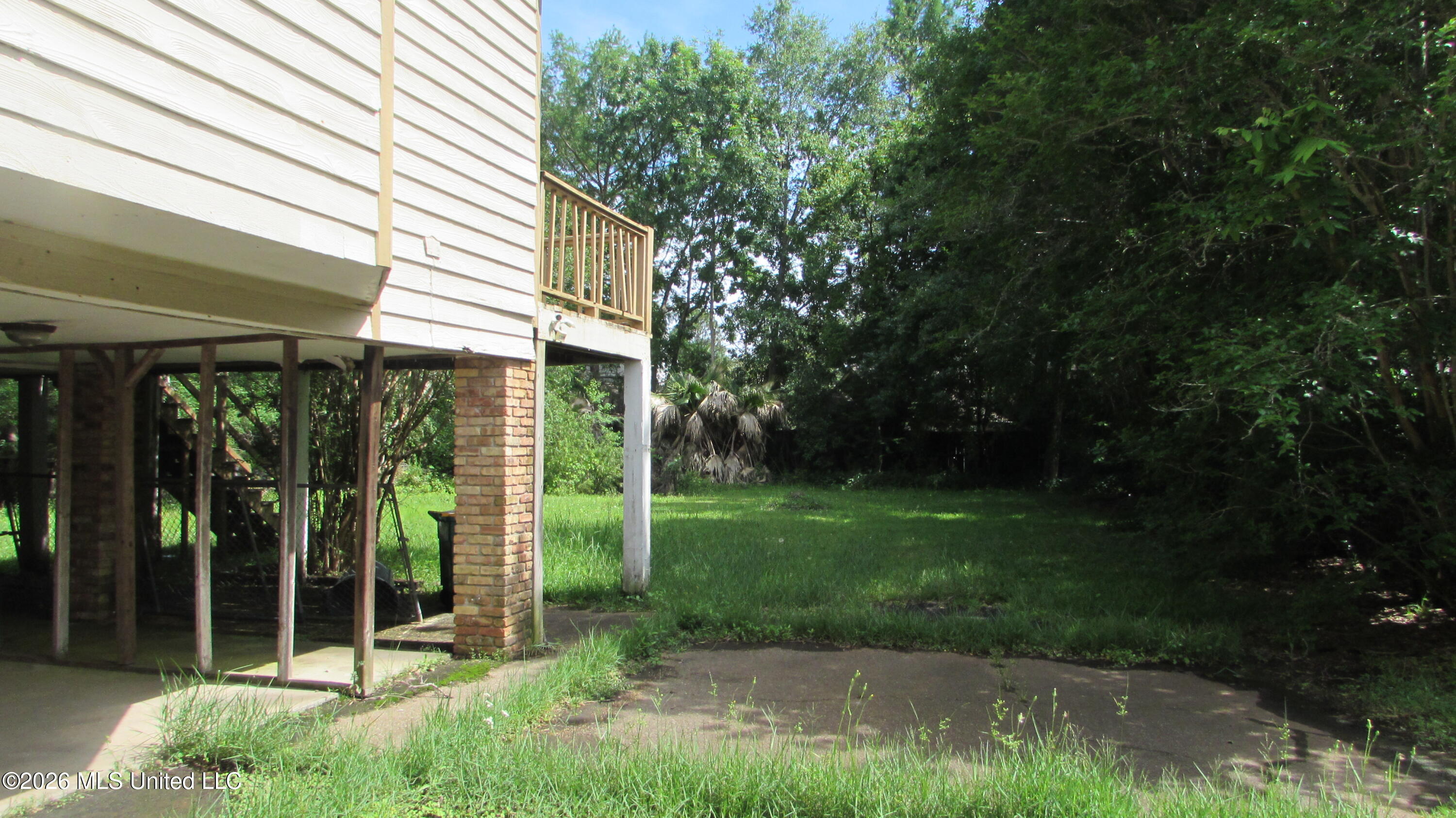 14 Greenbriar Drive Property Photo 10