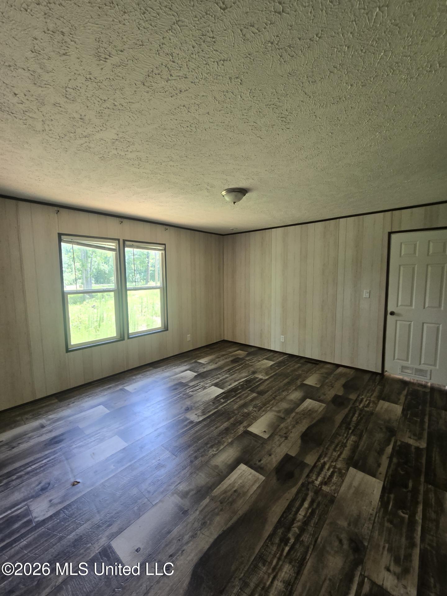 847 Ridge Alley Property Photo 4