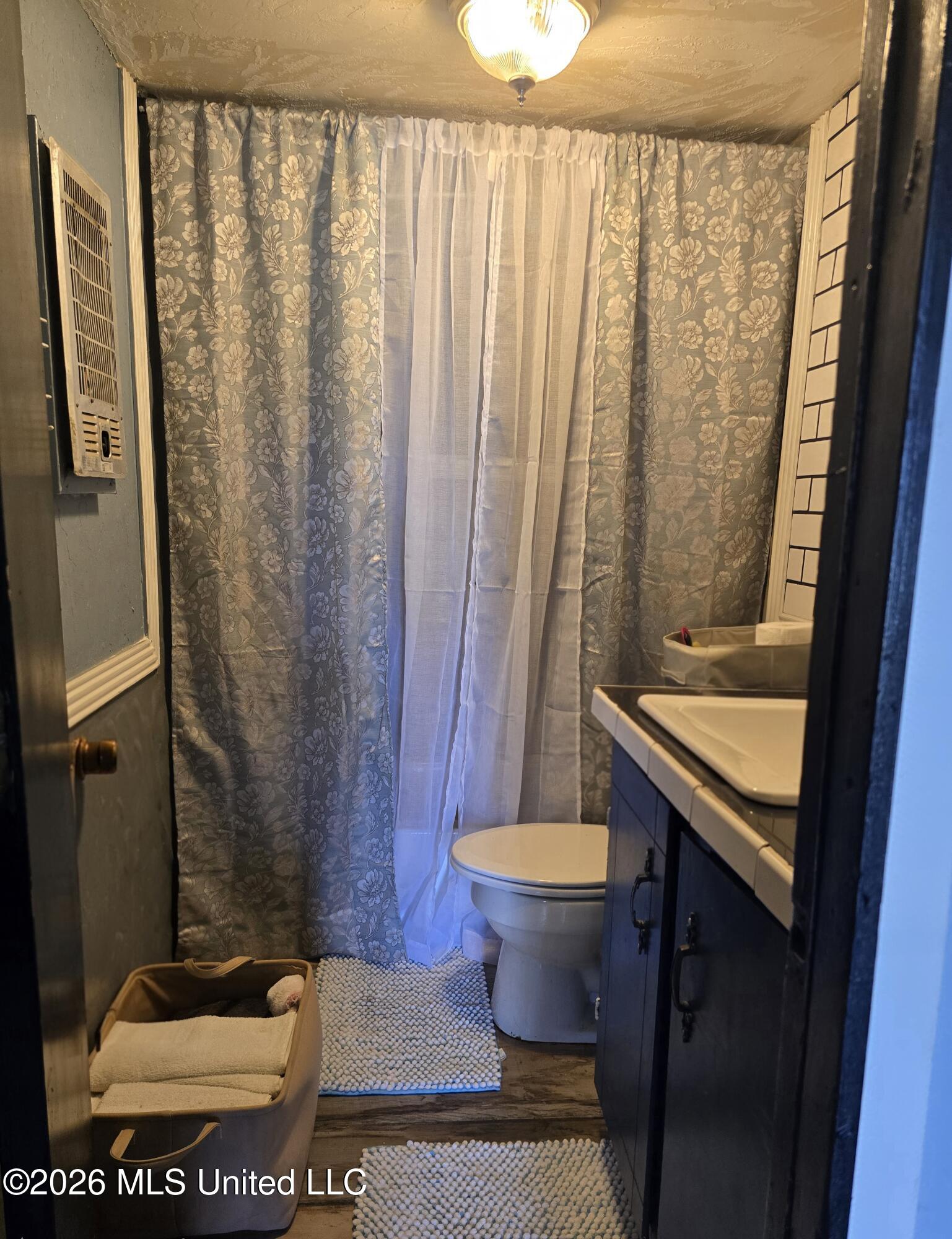 547 N Delta Street Property Photo 9