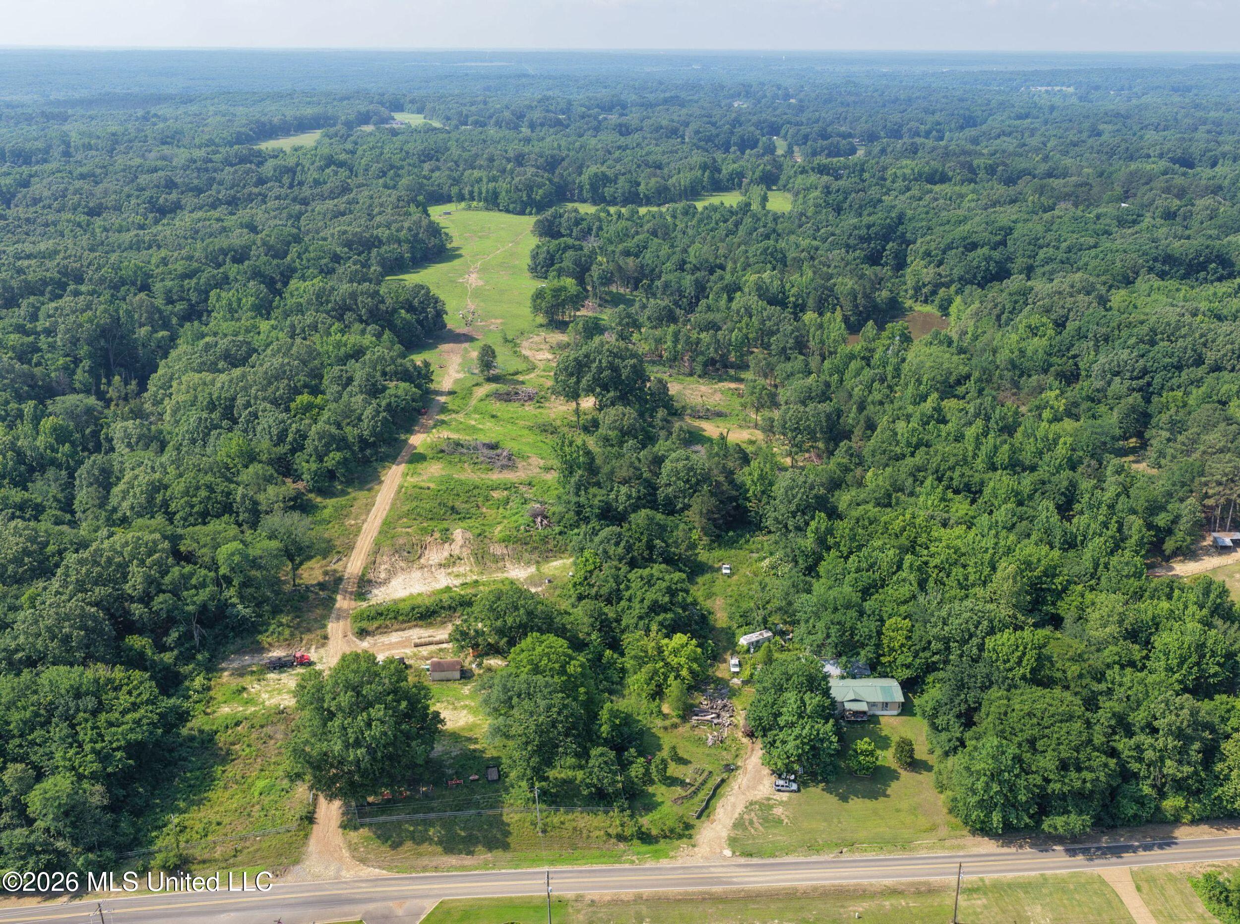 2169 Slocum Road Property Photo 9