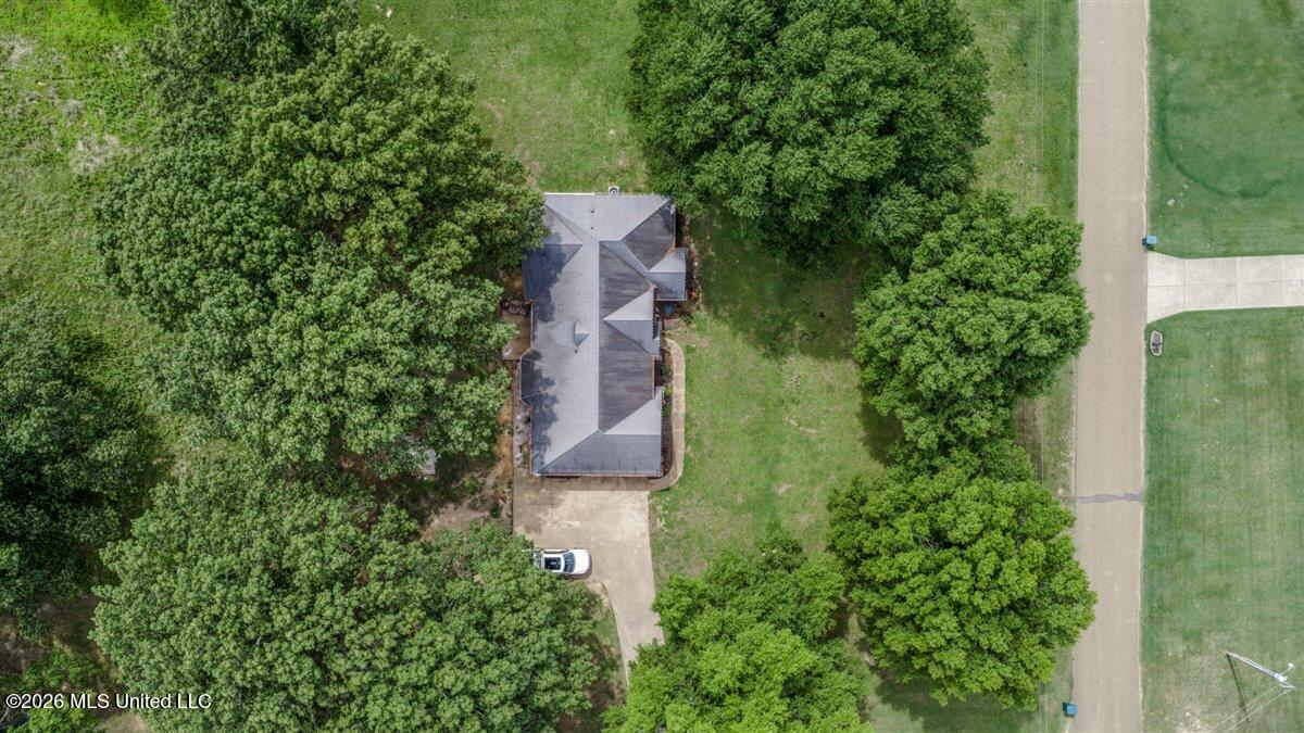 1605 Windy Lane Property Photo 39