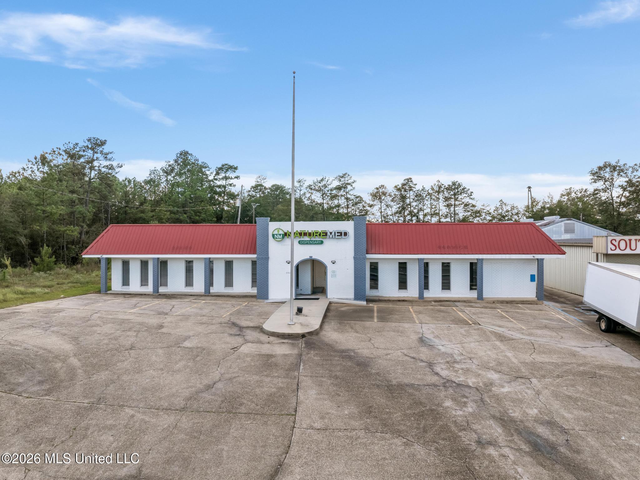 6401 Us 49 Property Photo 1