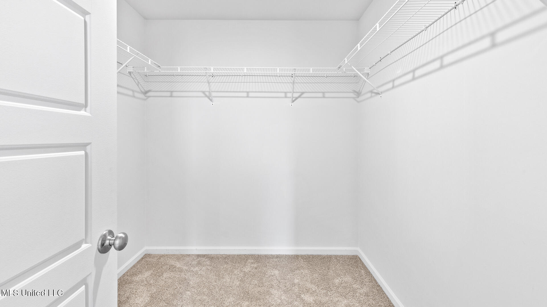 780 Statesman Drive Property Photo 27