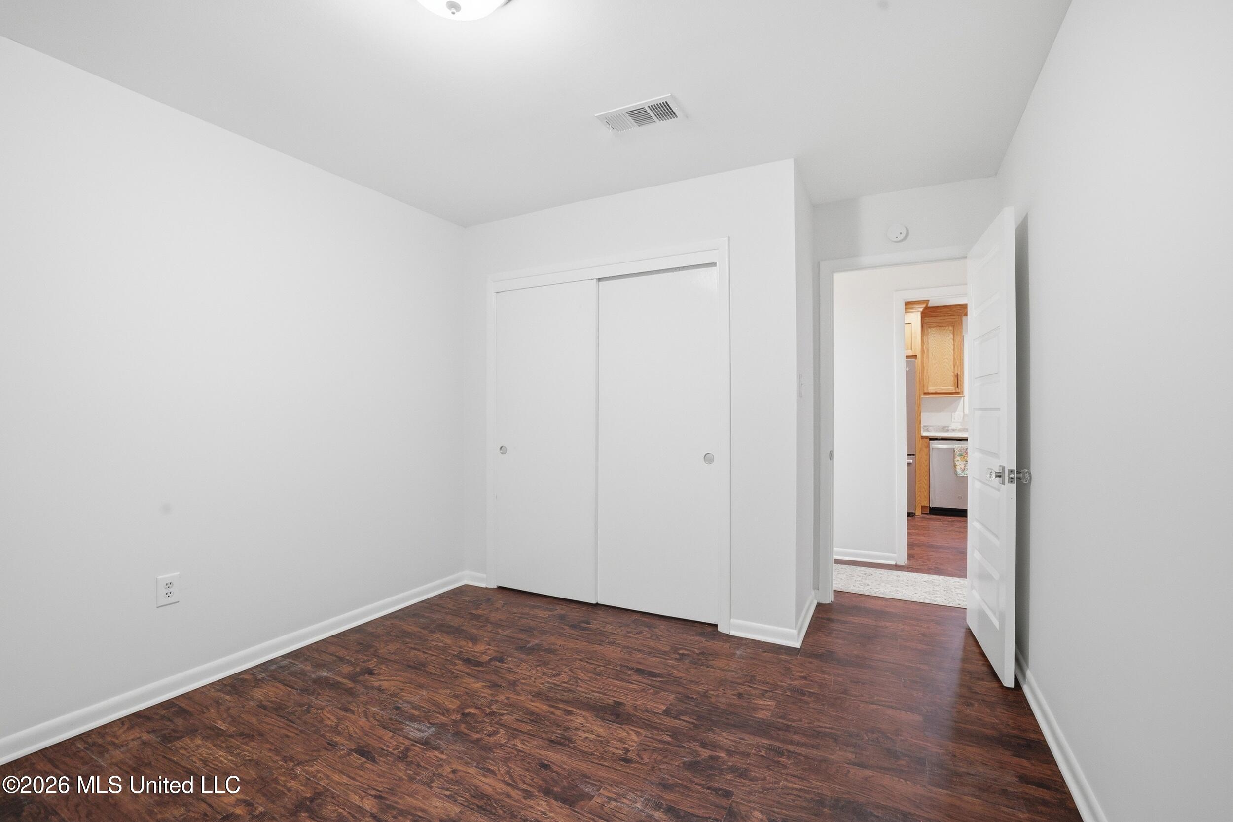 965 E Second Street Property Photo 25