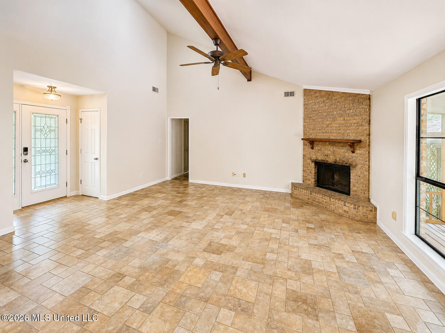 3119 Breezy Hill Lane Property Photo 5