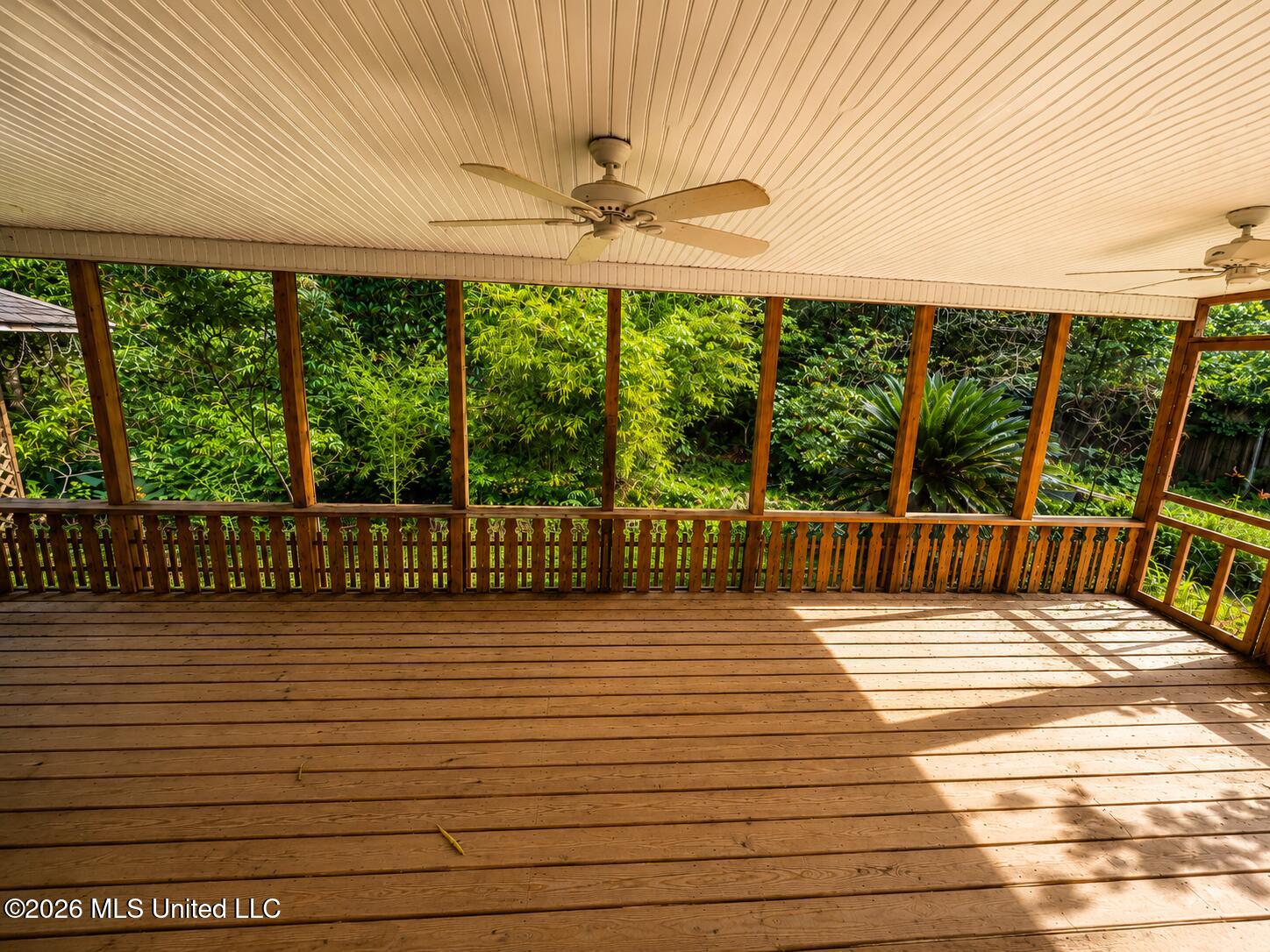 3119 Breezy Hill Lane Property Photo 9