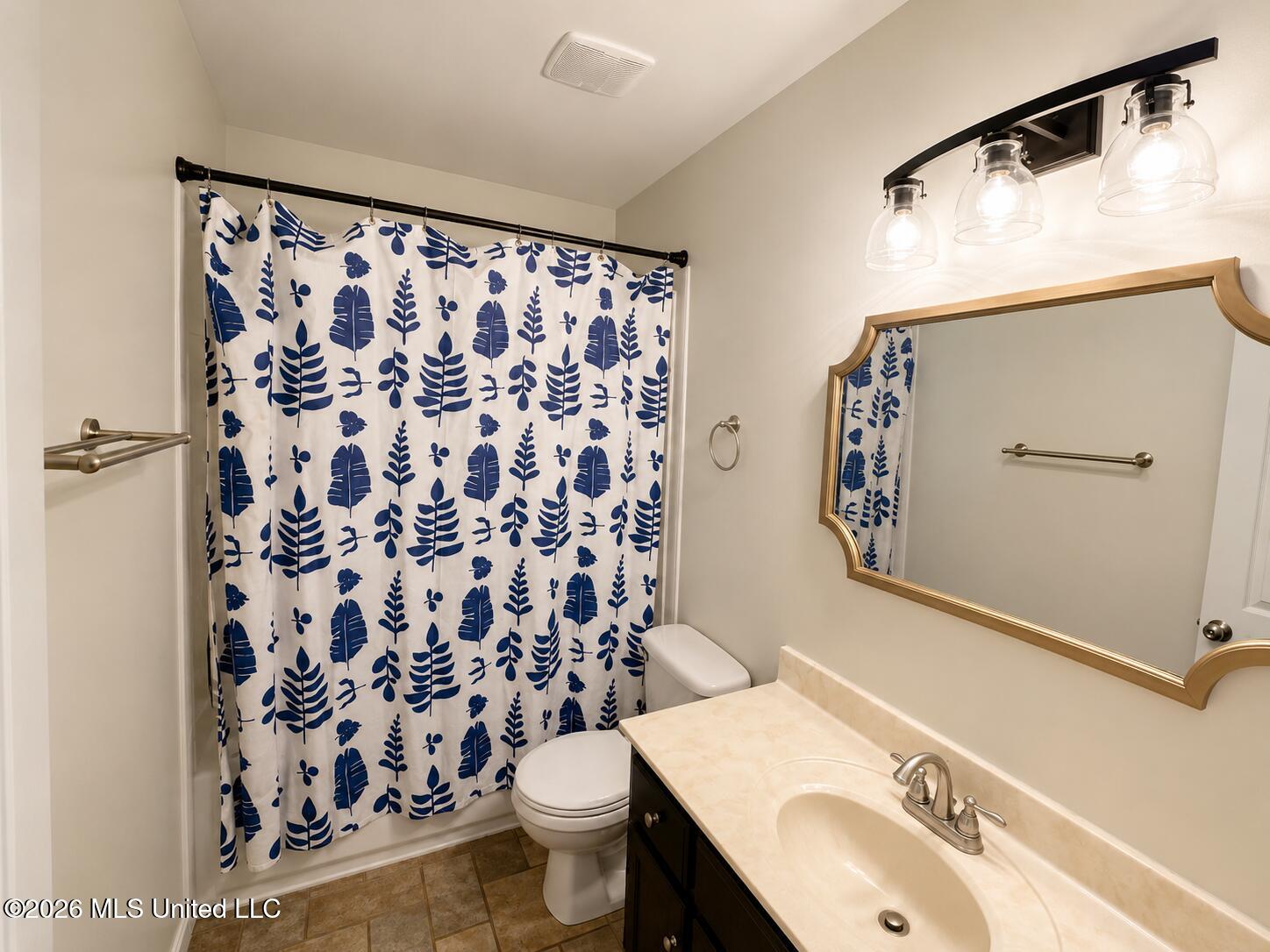 3119 Breezy Hill Lane Property Photo 10