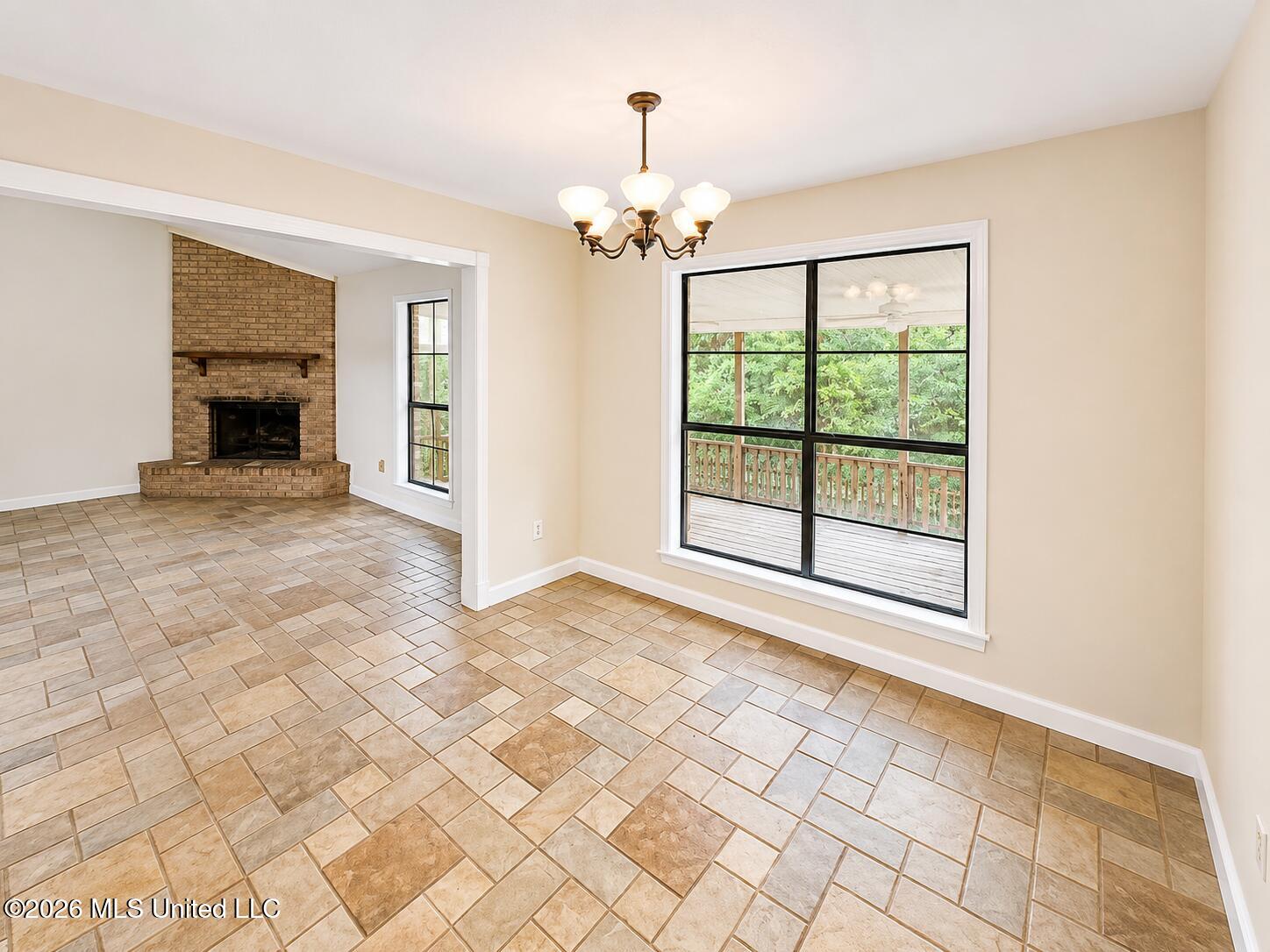 3119 Breezy Hill Lane Property Photo 14
