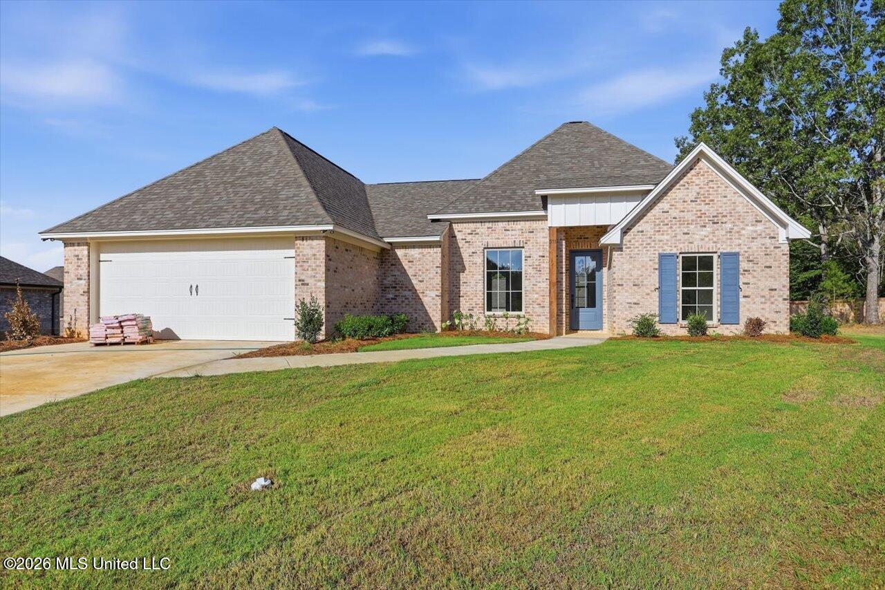 311 Jasmine Cove Lane Property Photo 1