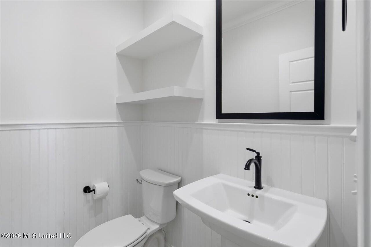311 Jasmine Cove Lane Property Photo 17