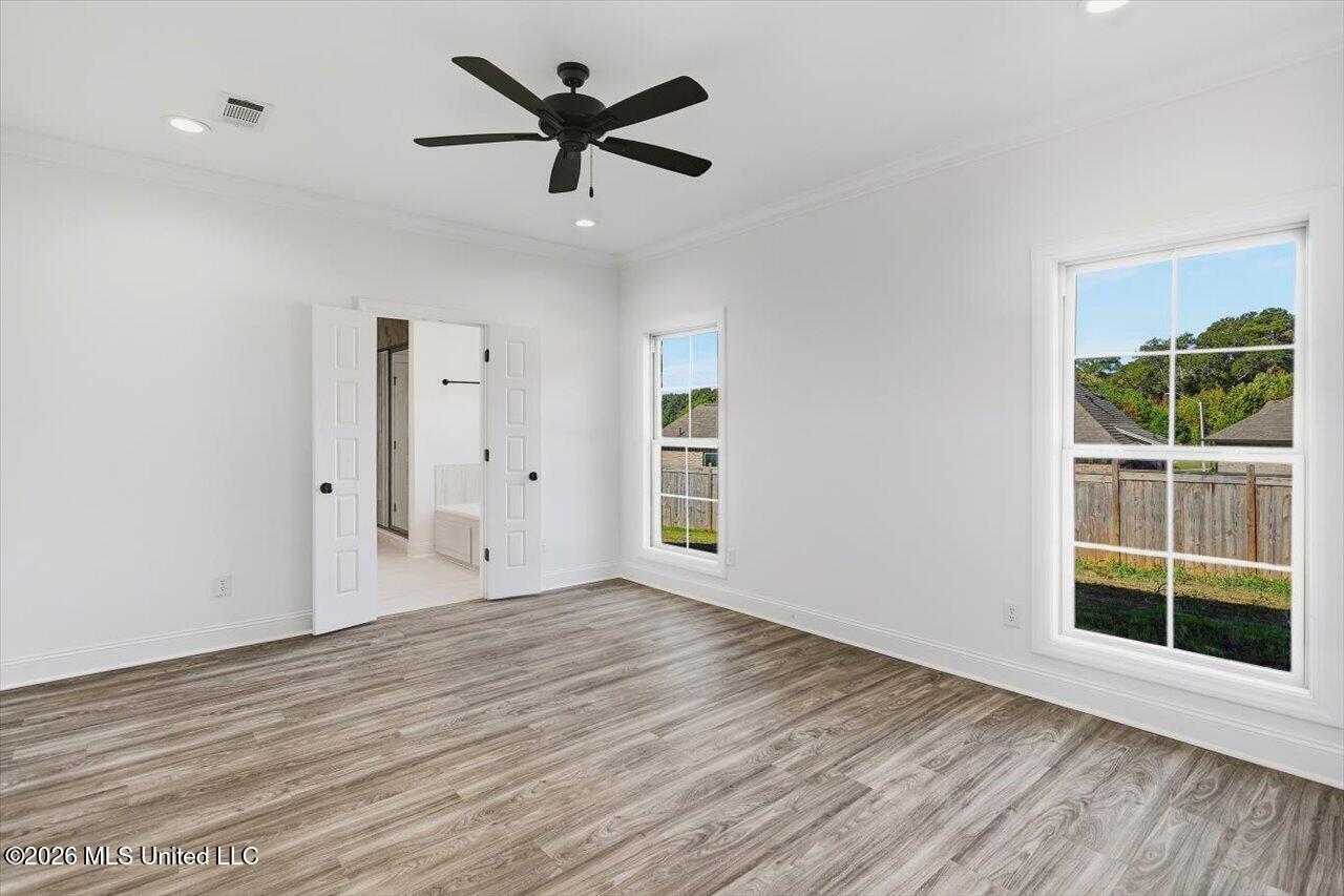 311 Jasmine Cove Lane Property Photo 19