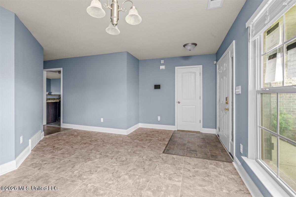 8802 Arendale Drive Property Photo 4