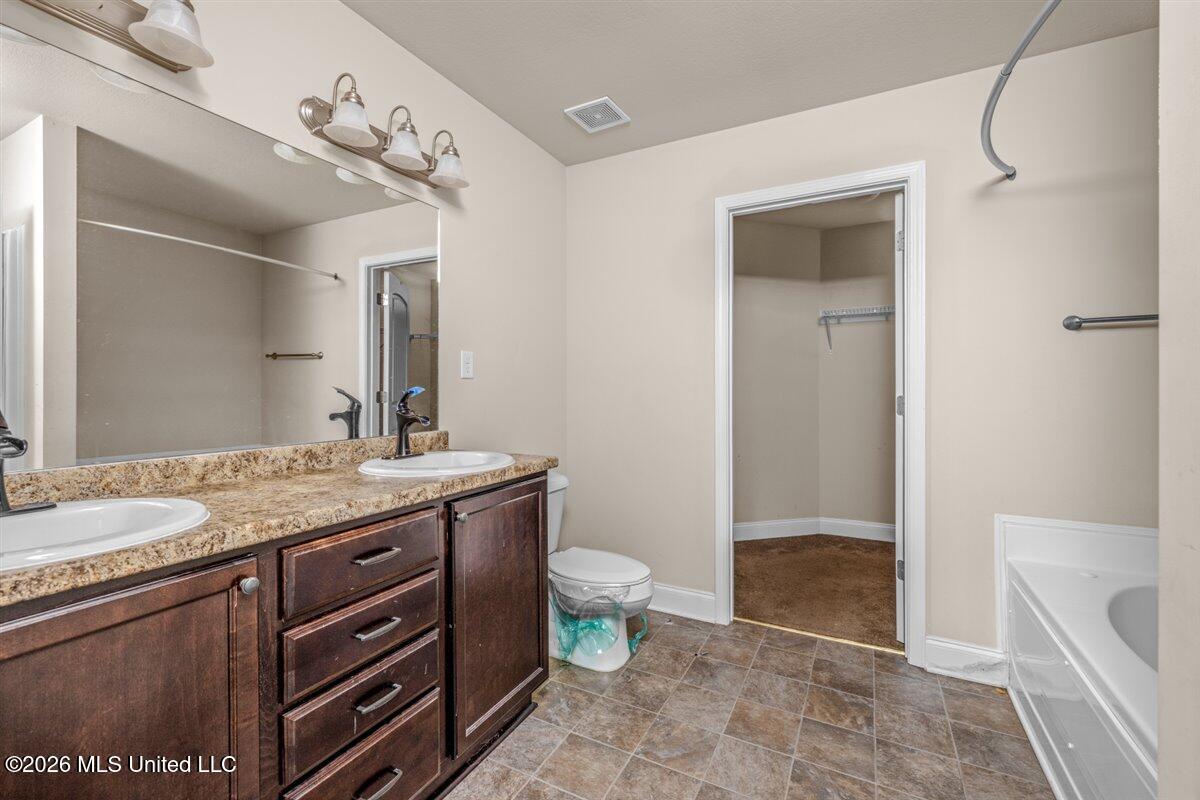 8802 Arendale Drive Property Photo 9