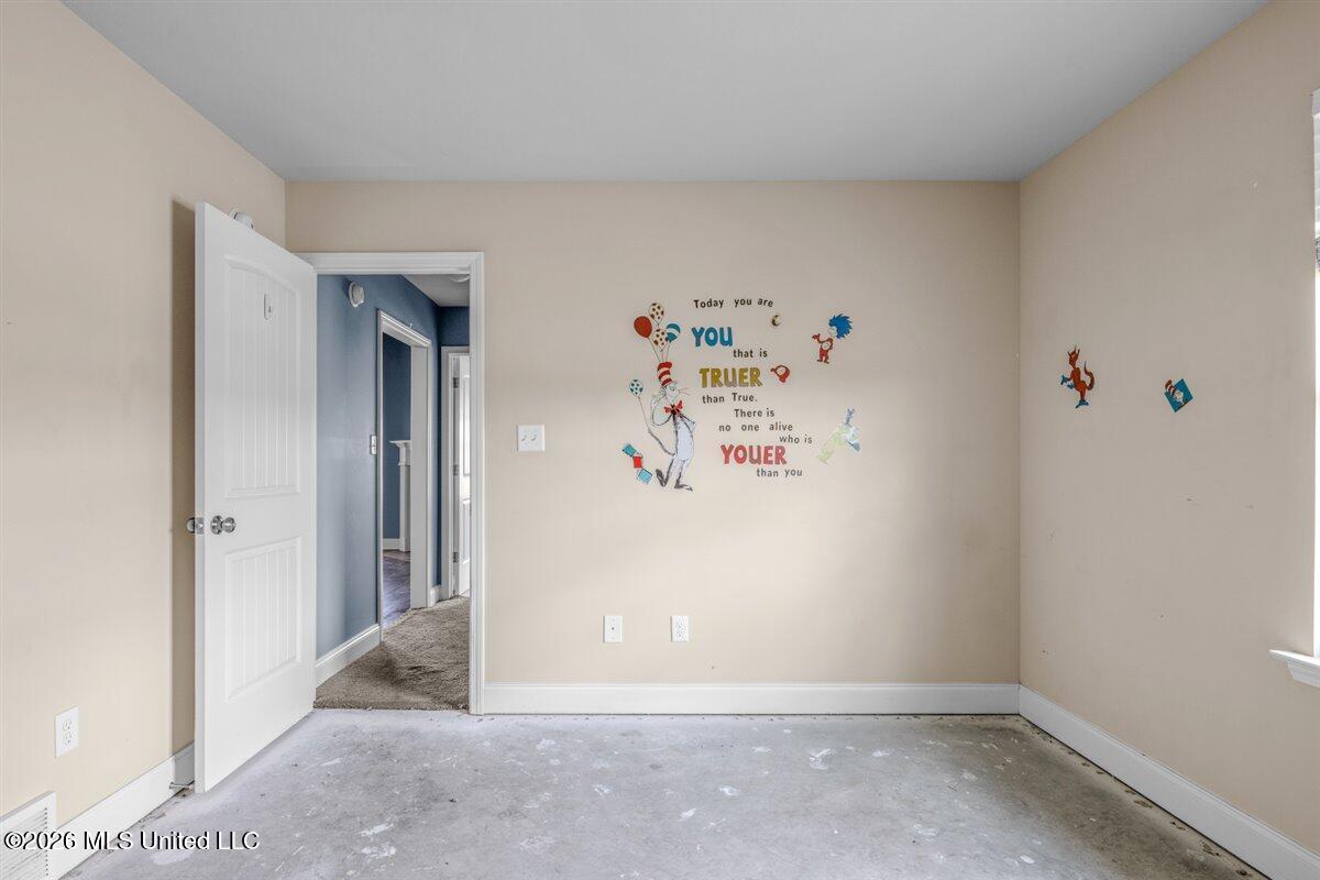 8802 Arendale Drive Property Photo 18