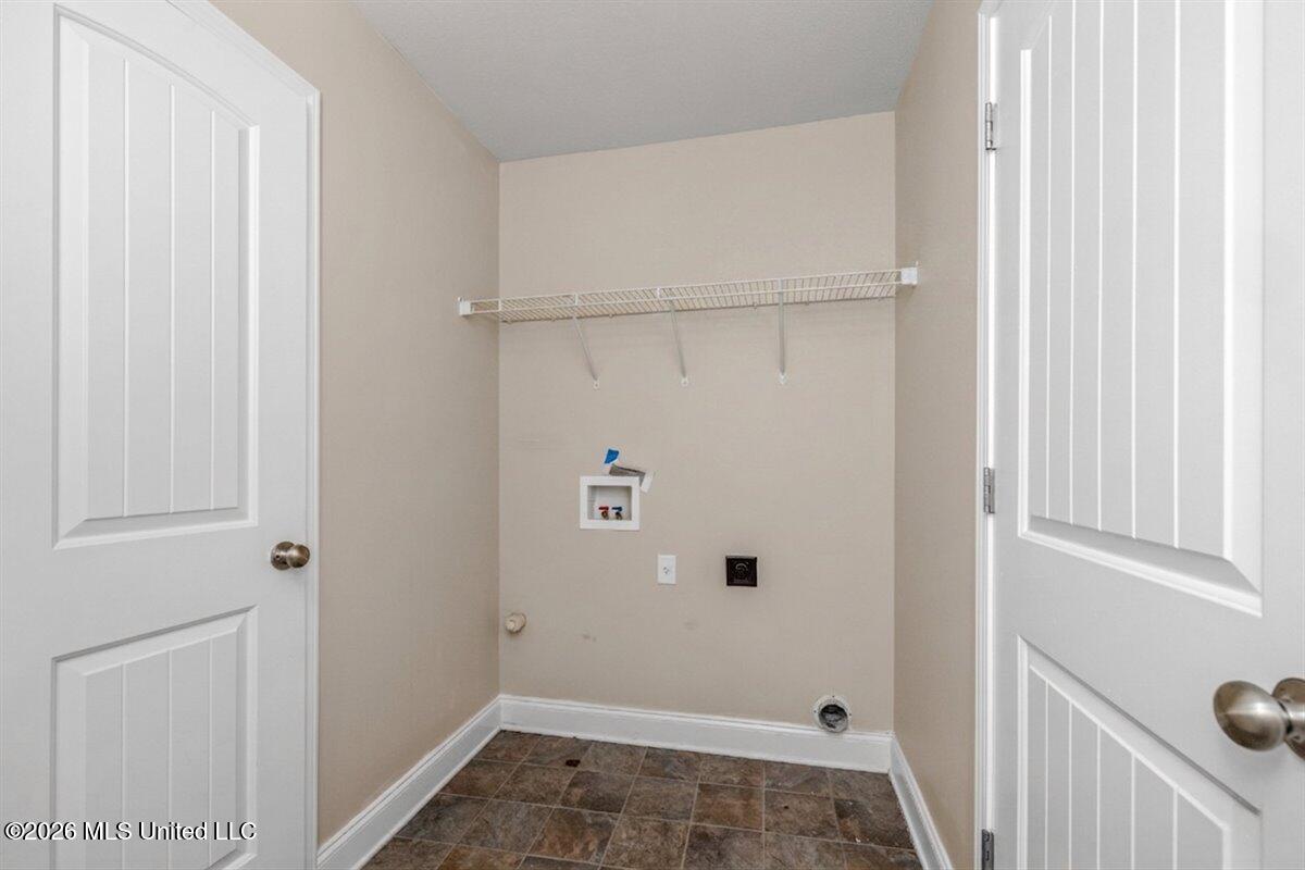 8802 Arendale Drive Property Photo 20