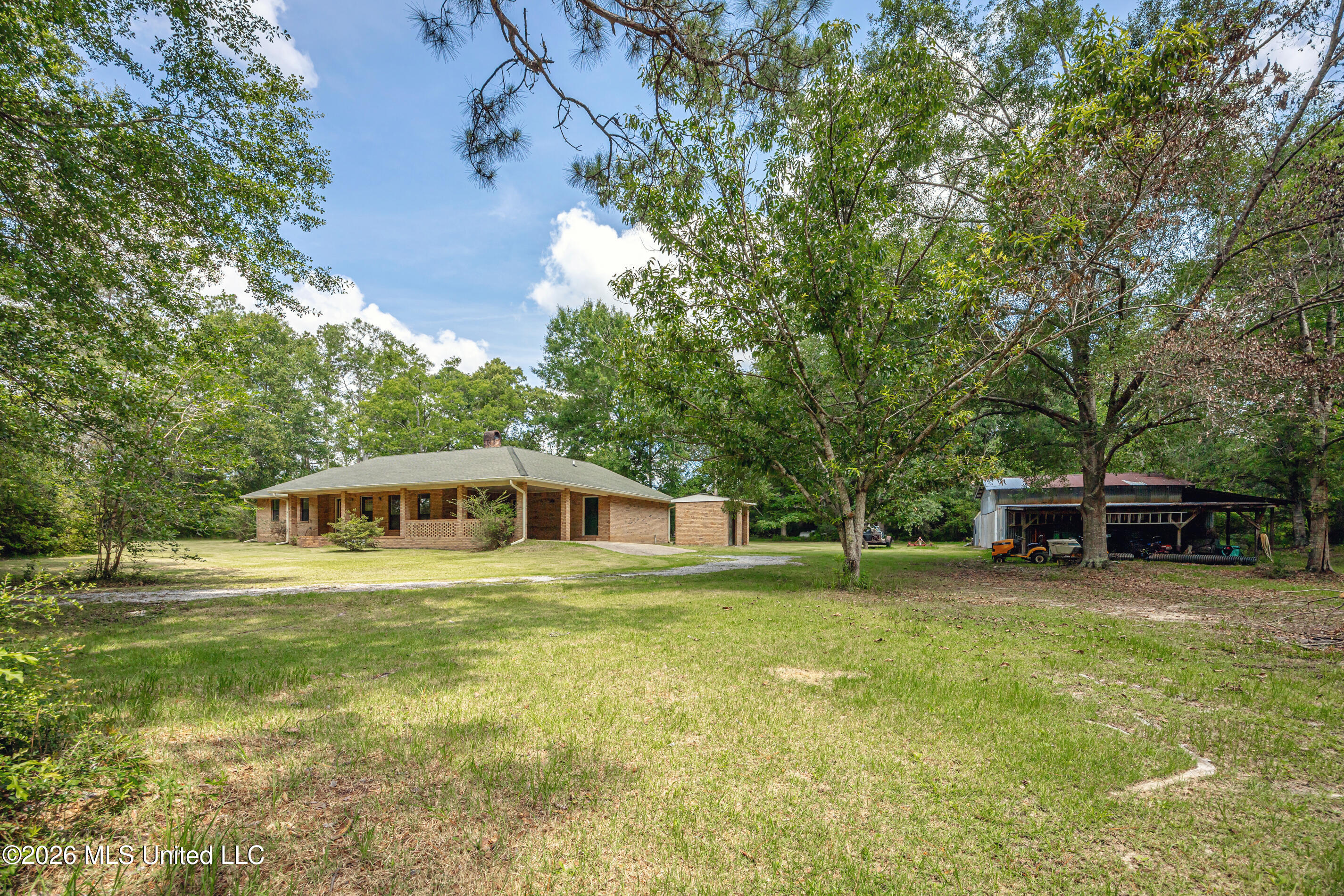 15608 Stanley Road Property Photo 2