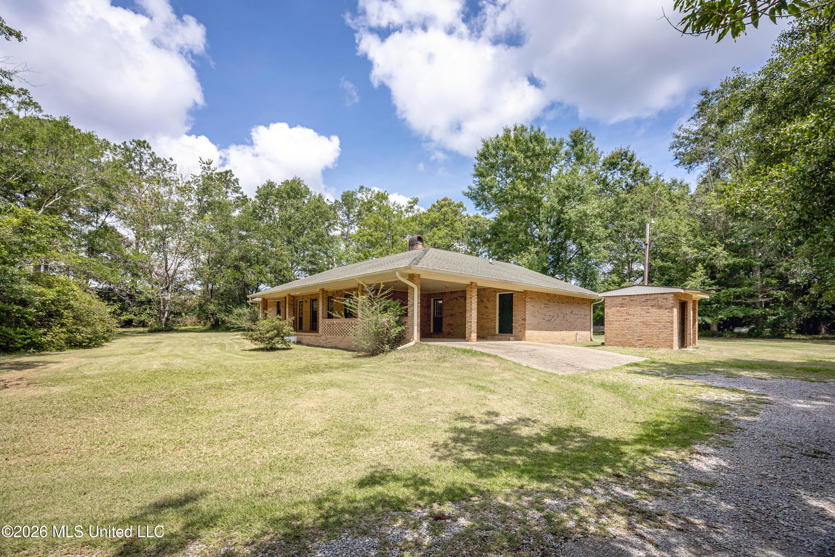 15608 Stanley Road Property Photo 6