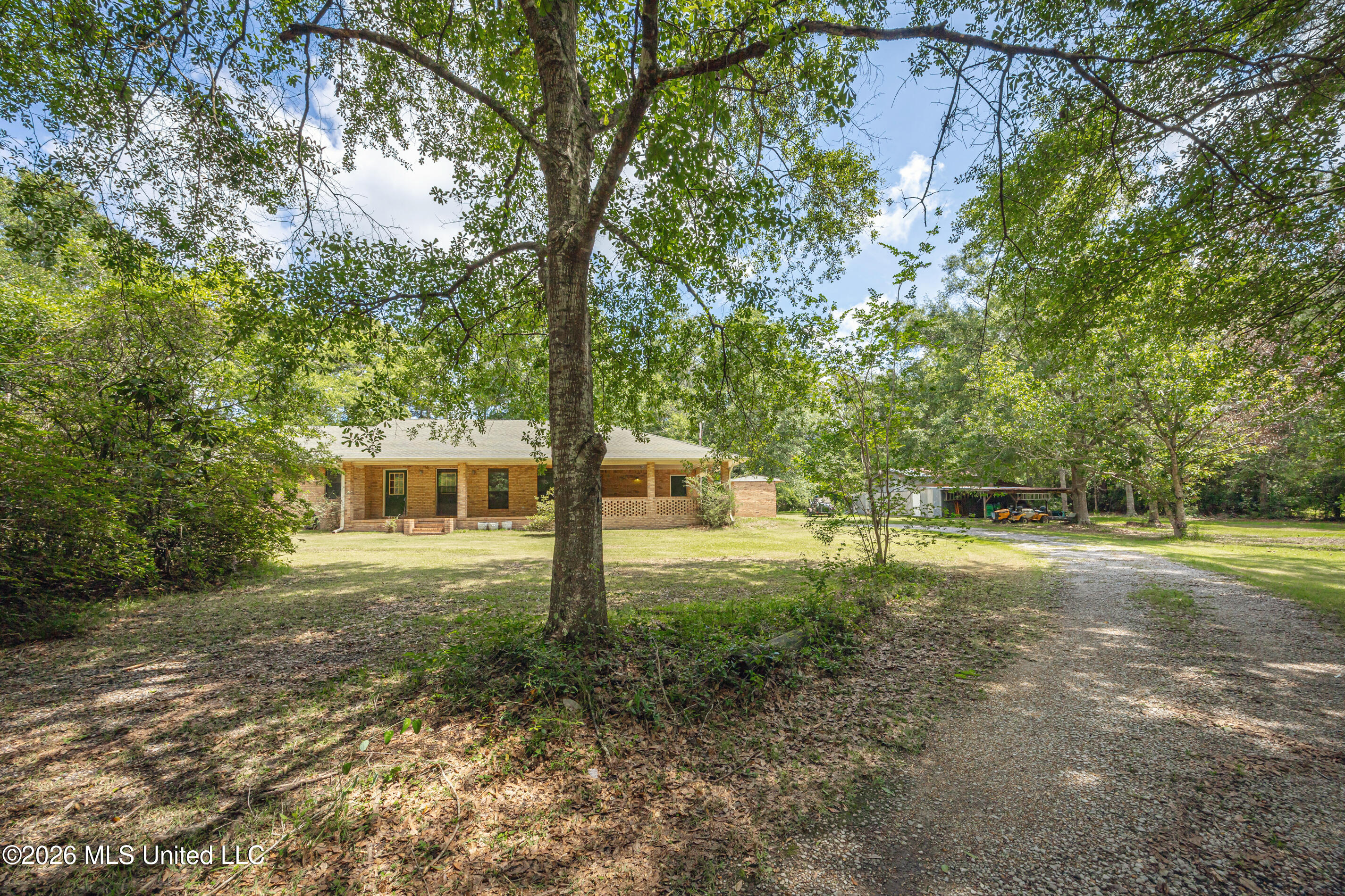 15608 Stanley Road Property Photo 7
