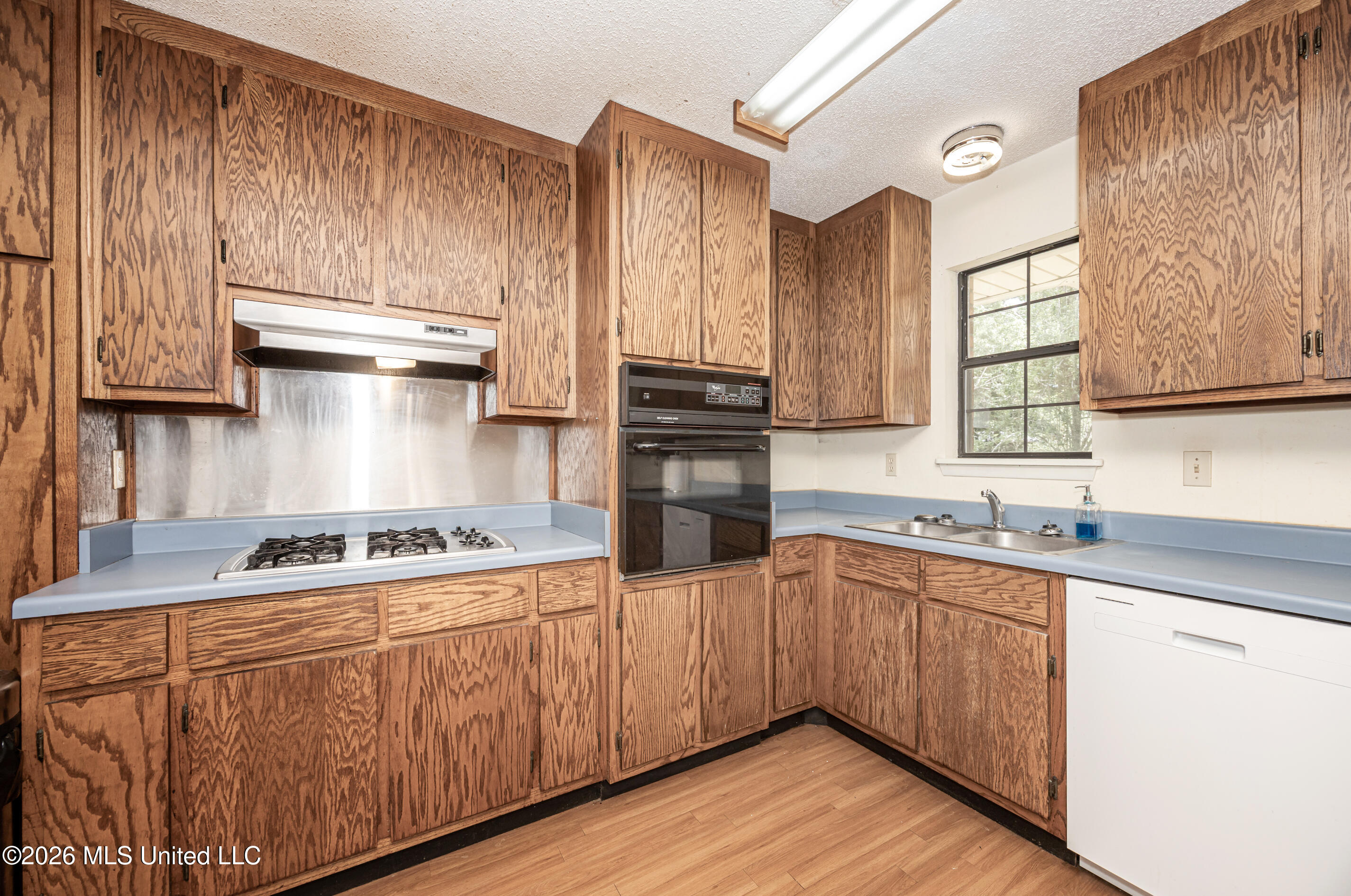 15608 Stanley Road Property Photo 19