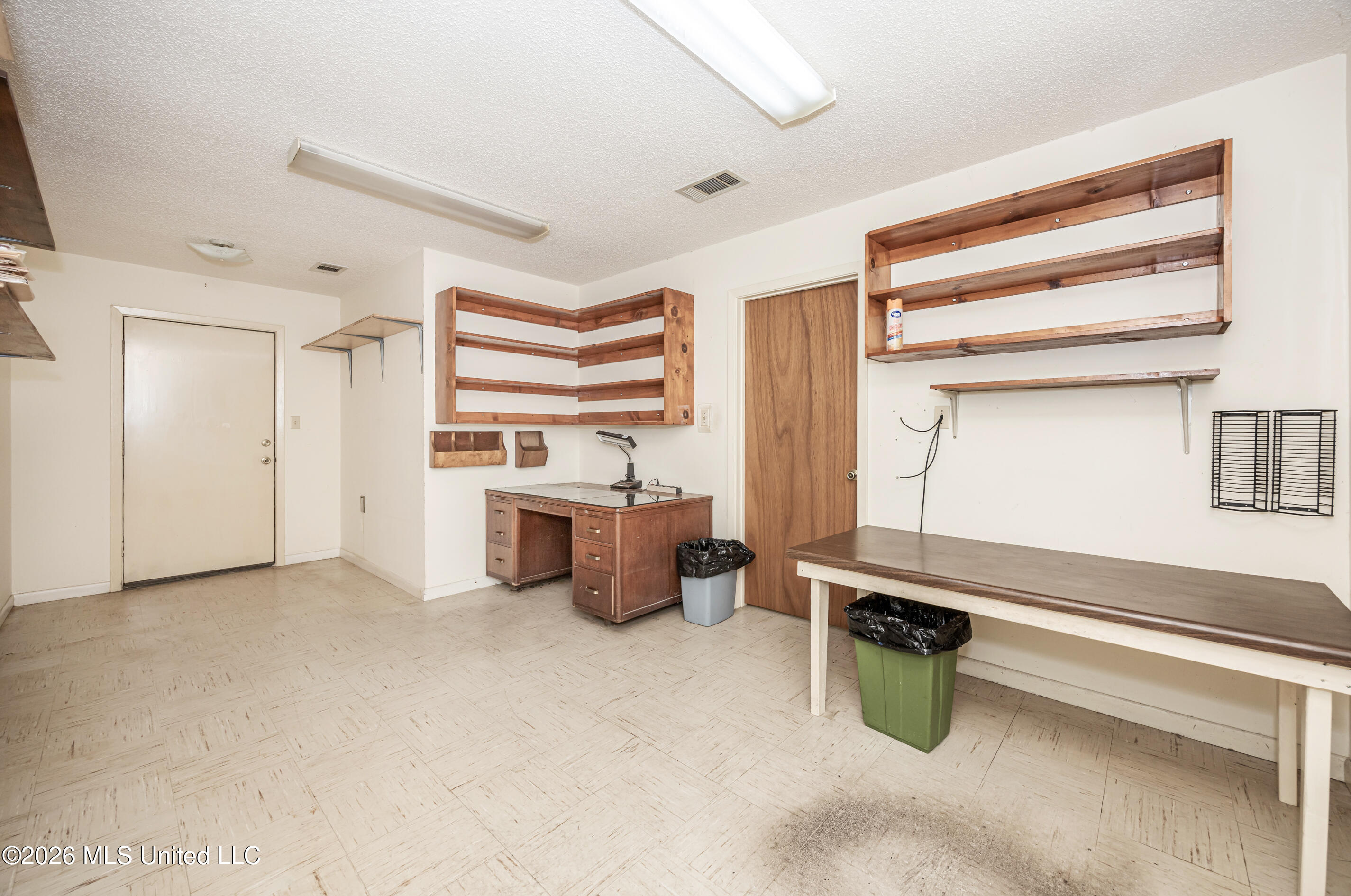 15608 Stanley Road Property Photo 28