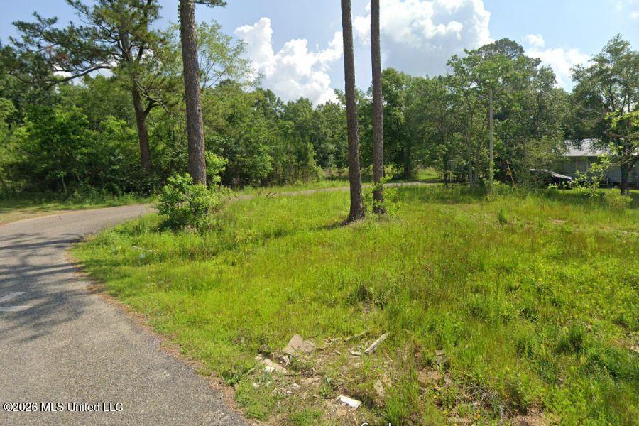 1 Sunrise Drive Property Photo 4