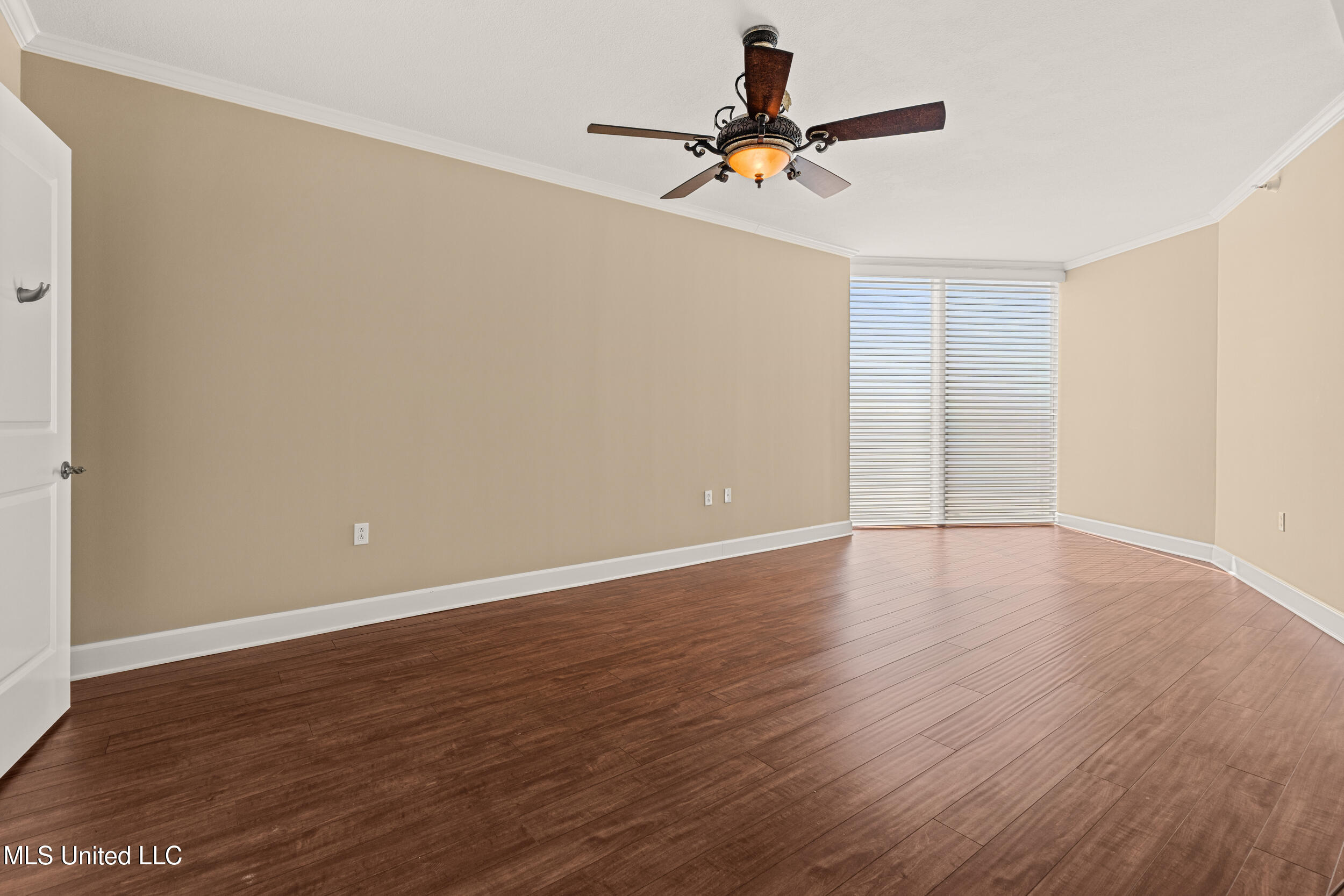 1899 Beach Boulevard Property Photo 25