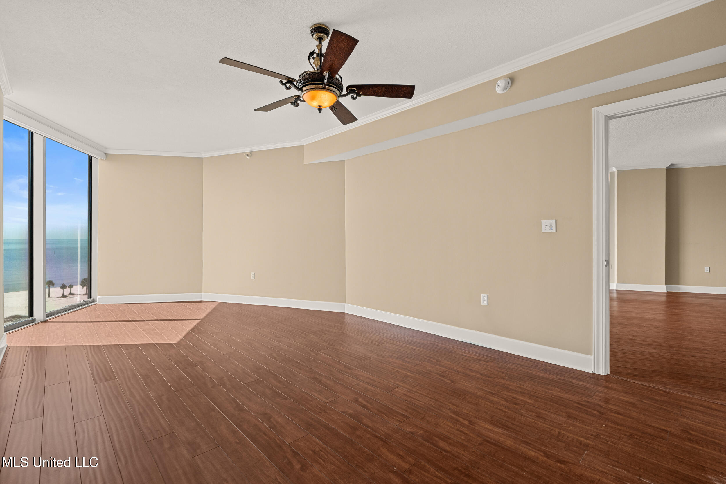 1899 Beach Boulevard Property Photo 28