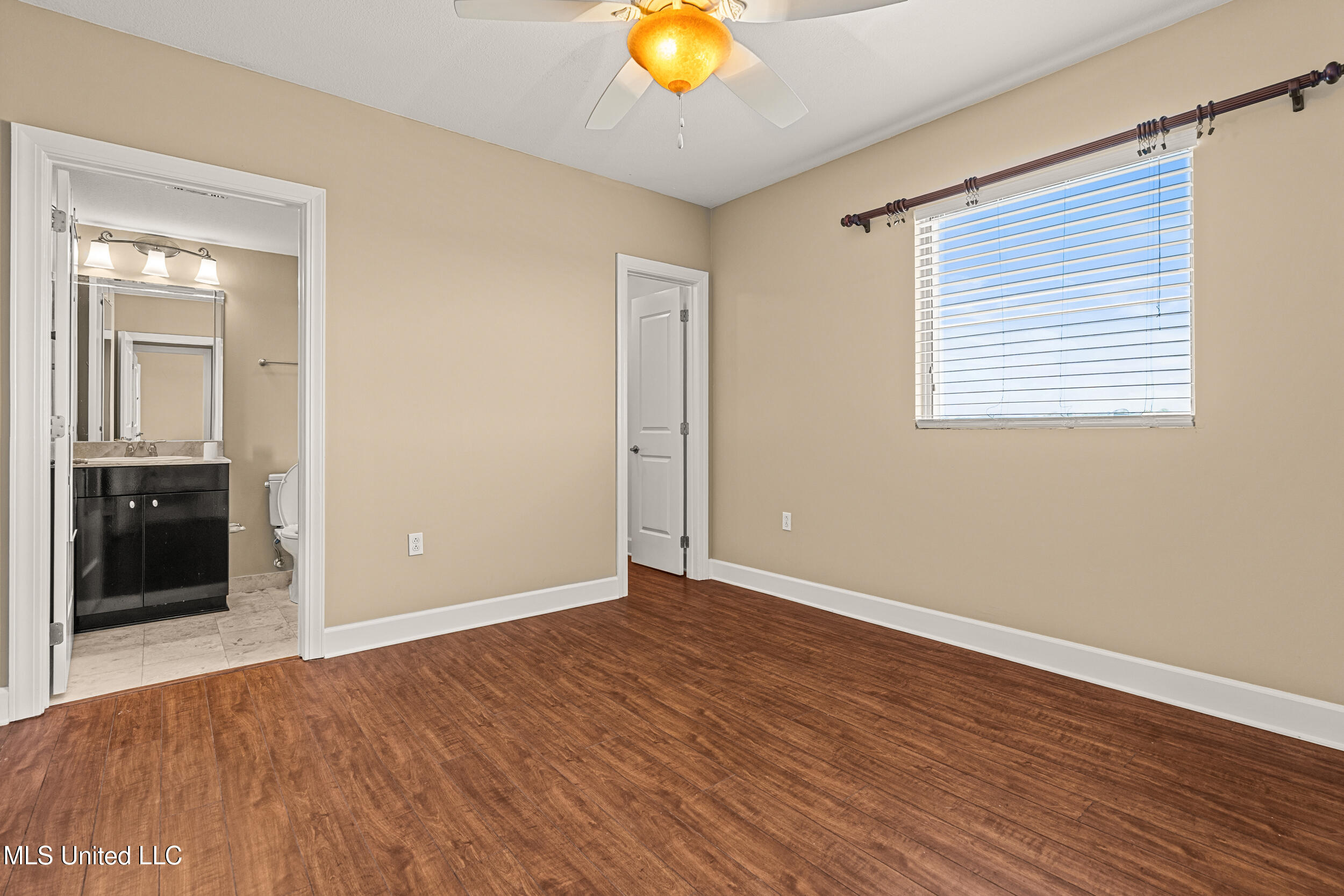 1899 Beach Boulevard Property Photo 36