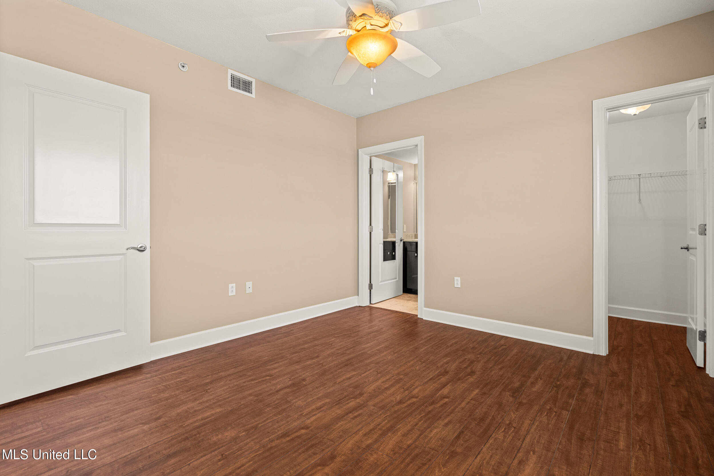 1899 Beach Boulevard Property Photo 37