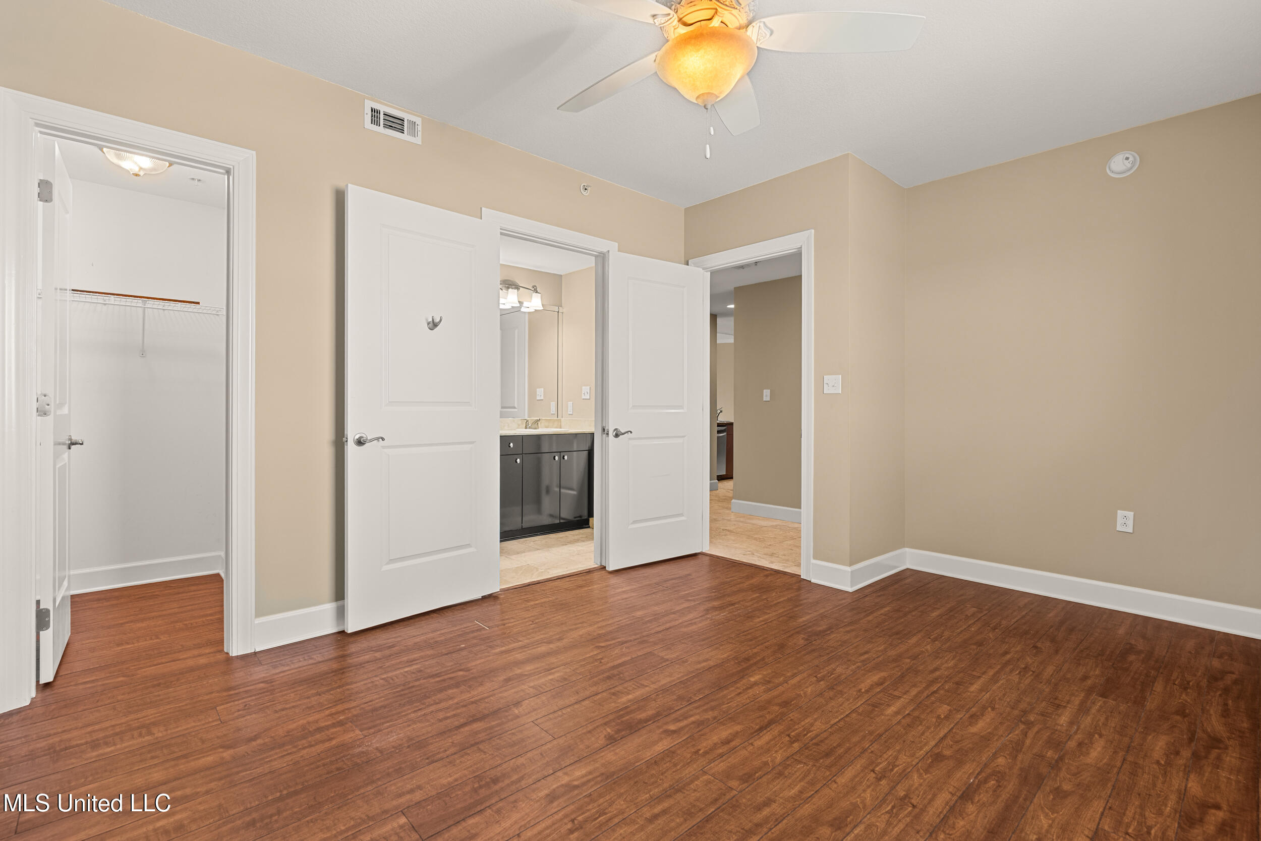 1899 Beach Boulevard Property Photo 42