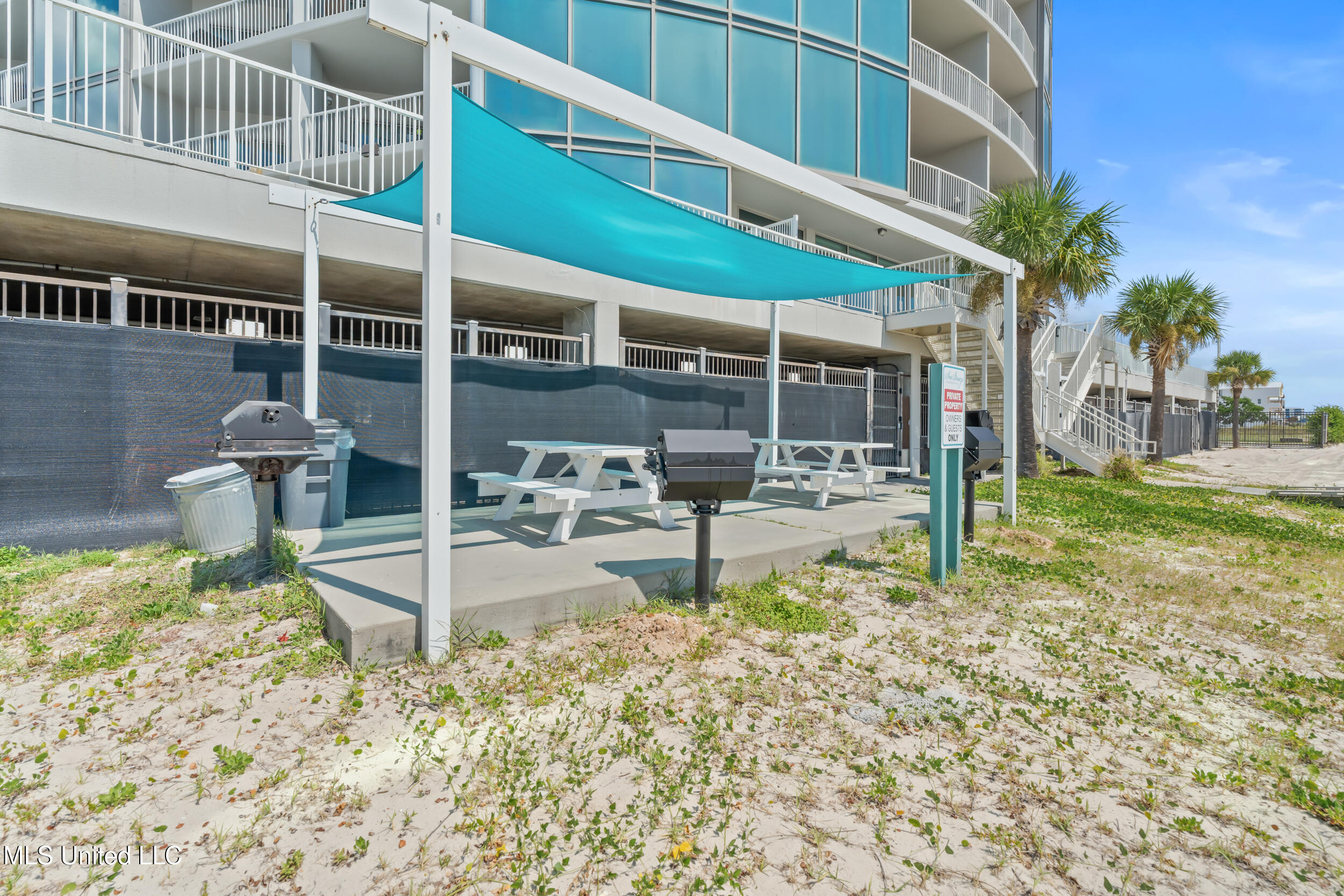 1899 Beach Boulevard Property Photo 54