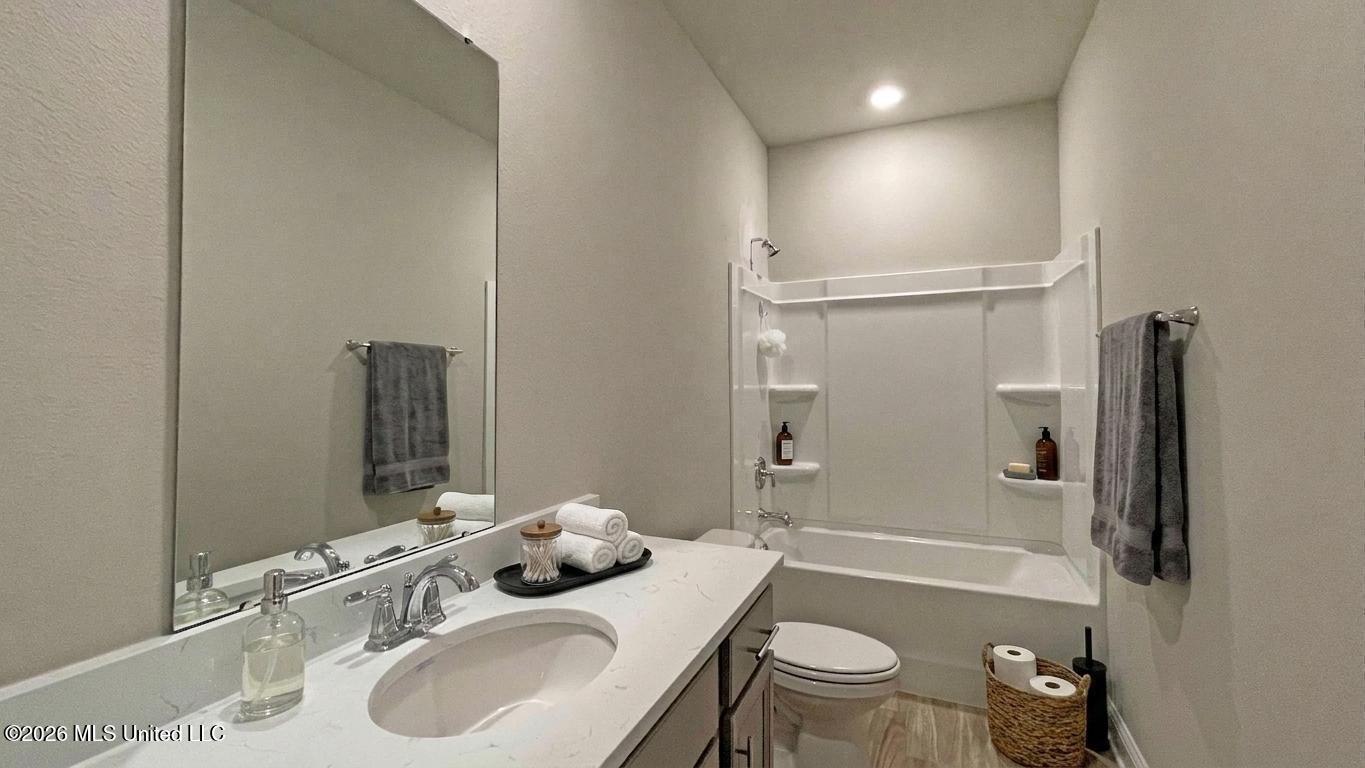 307 Castlewood Circle Property Photo 11