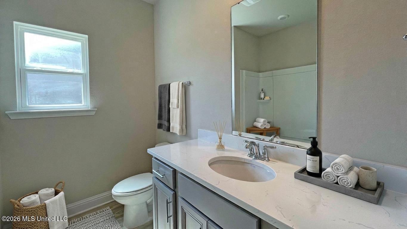 307 Castlewood Circle Property Photo 12