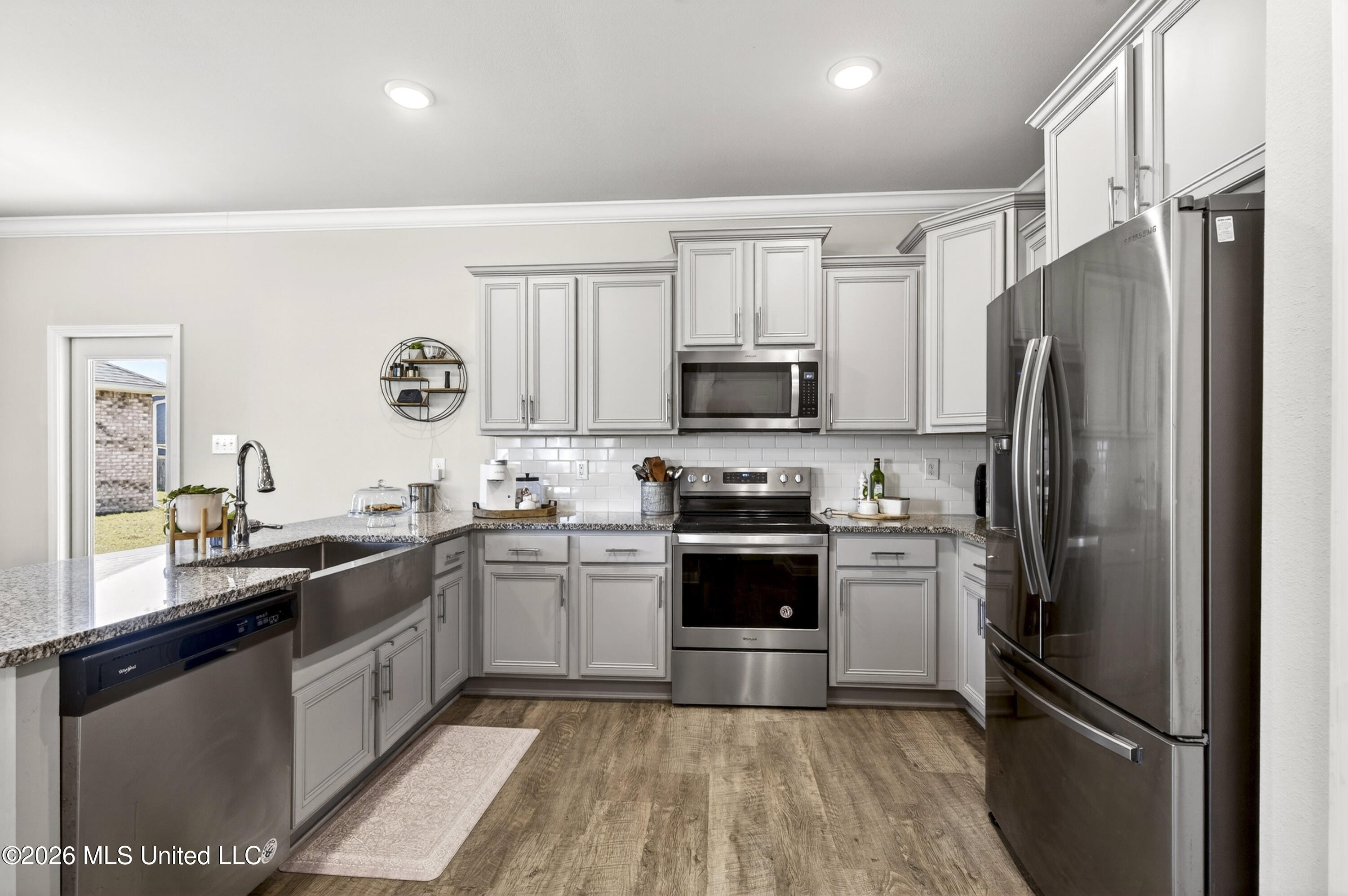 7131 Sonoma Drive Property Photo 11