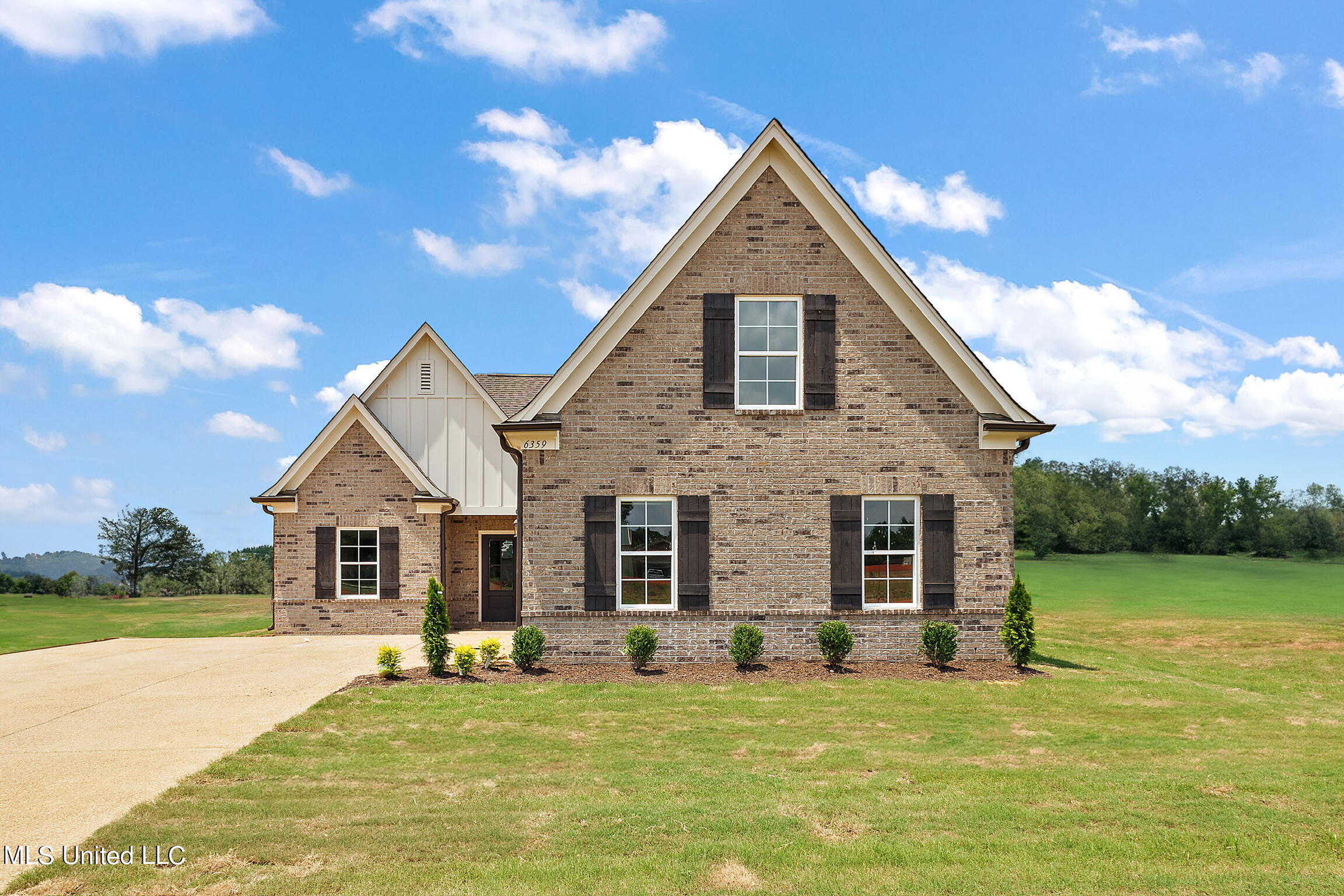 6388 River Lane Property Photo 1