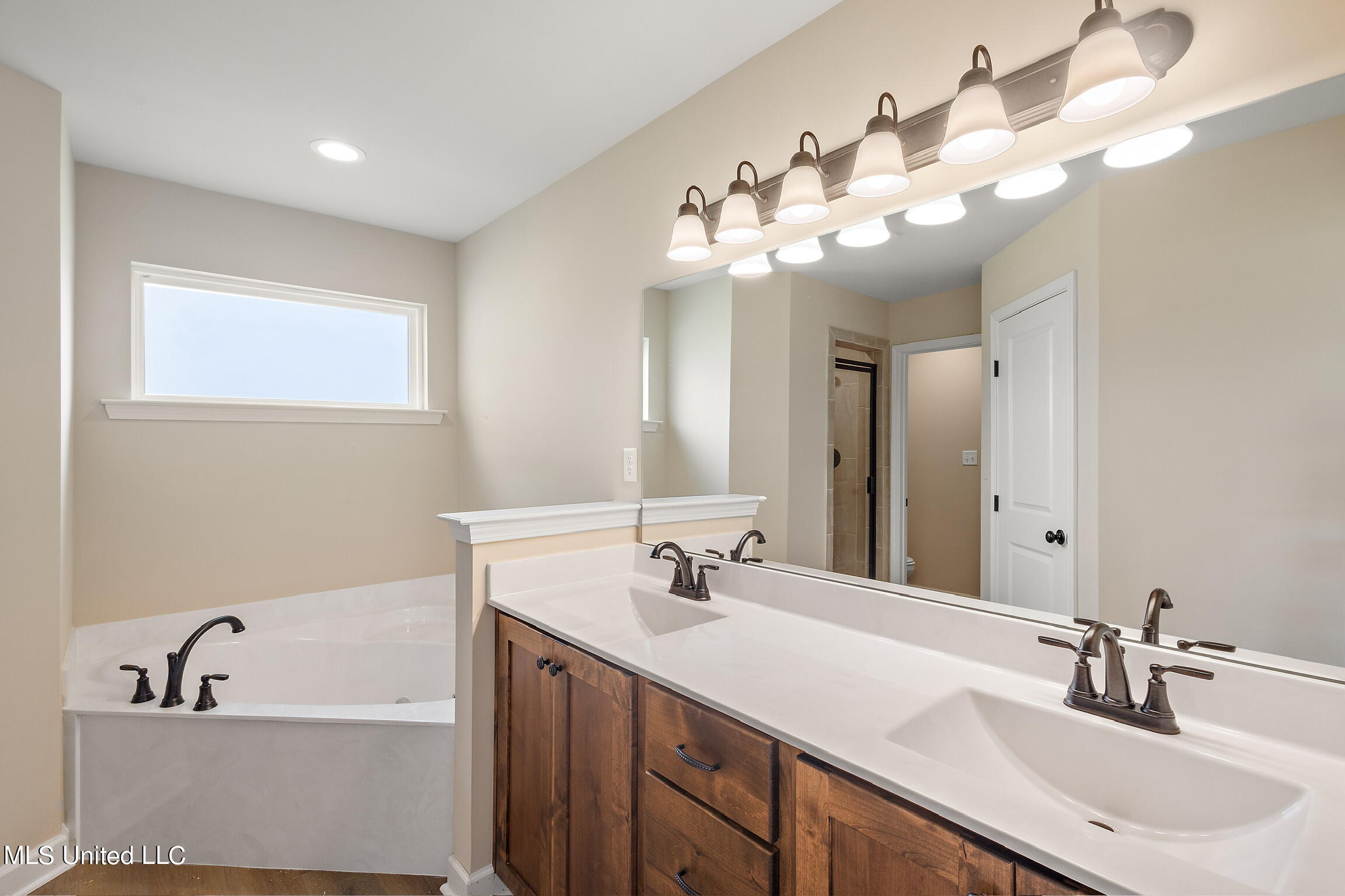 6388 River Lane Property Photo 18
