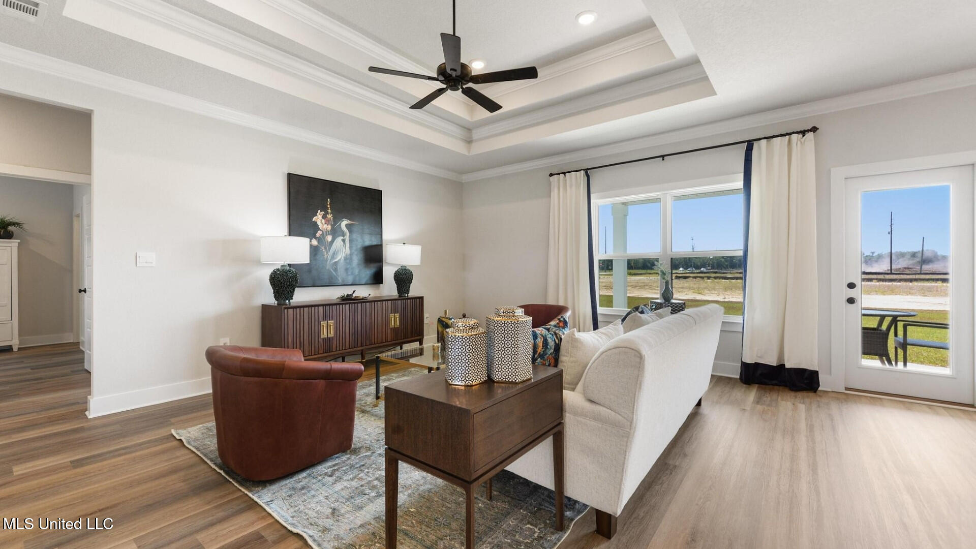 6641 Palm Pointe Drive Property Photo 4