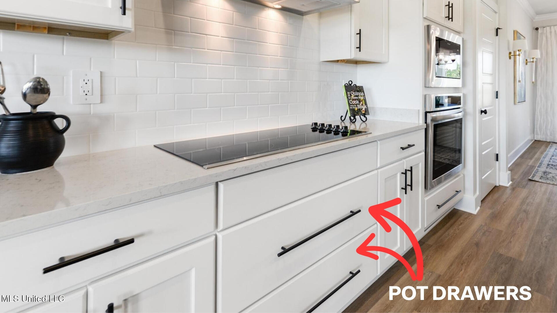 6641 Palm Pointe Drive Property Photo 11