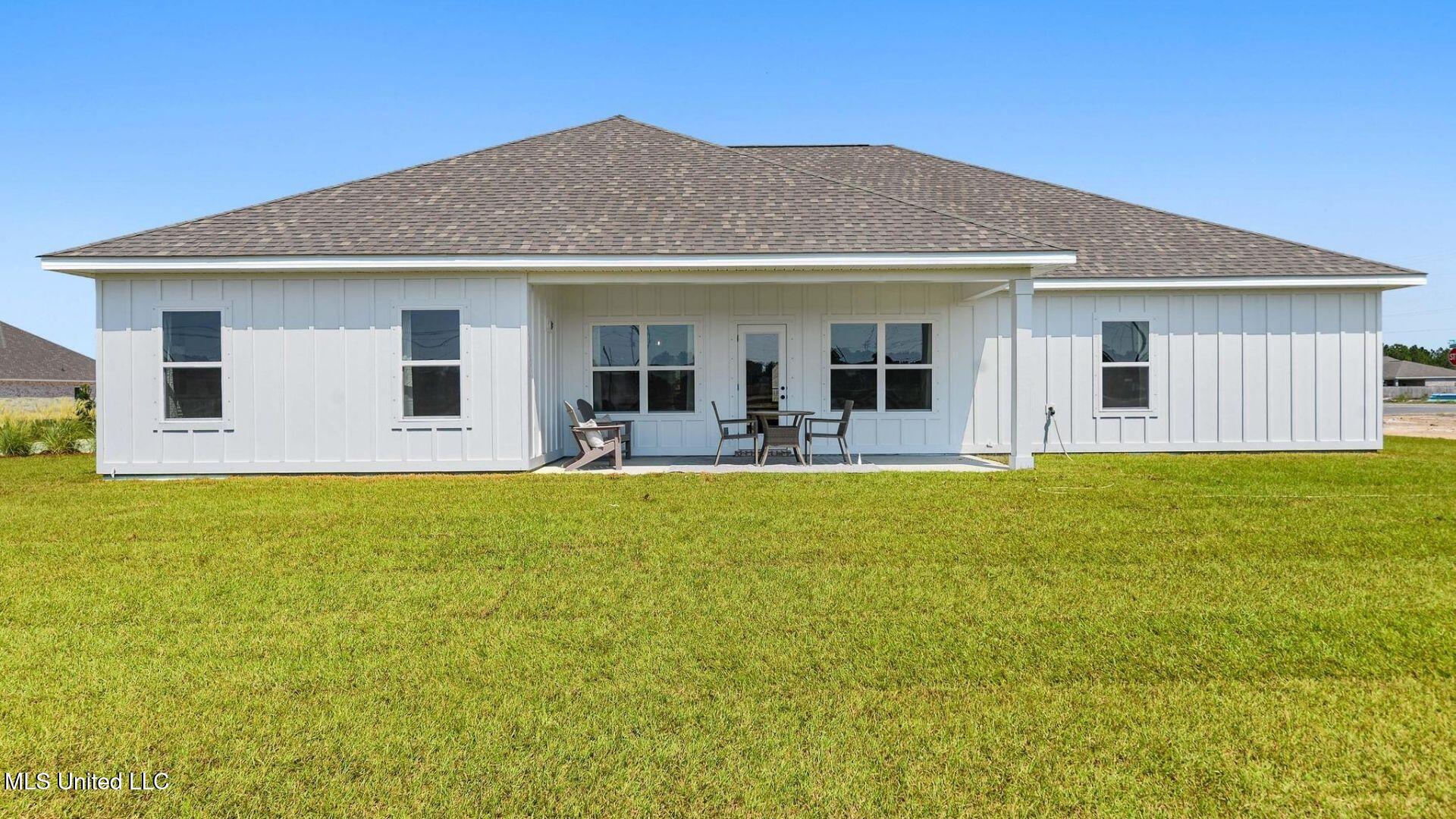 6641 Palm Pointe Drive Property Photo 32