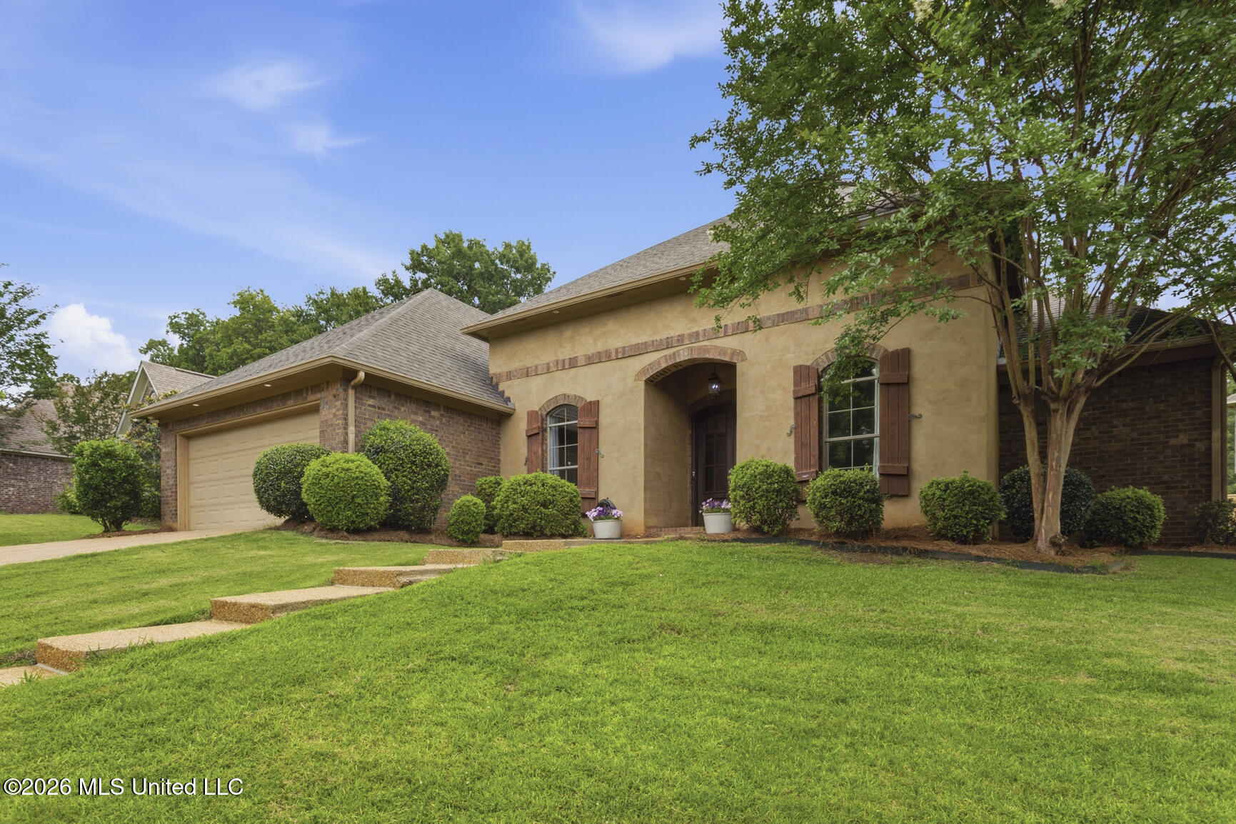 143 Covey Run Property Photo 7