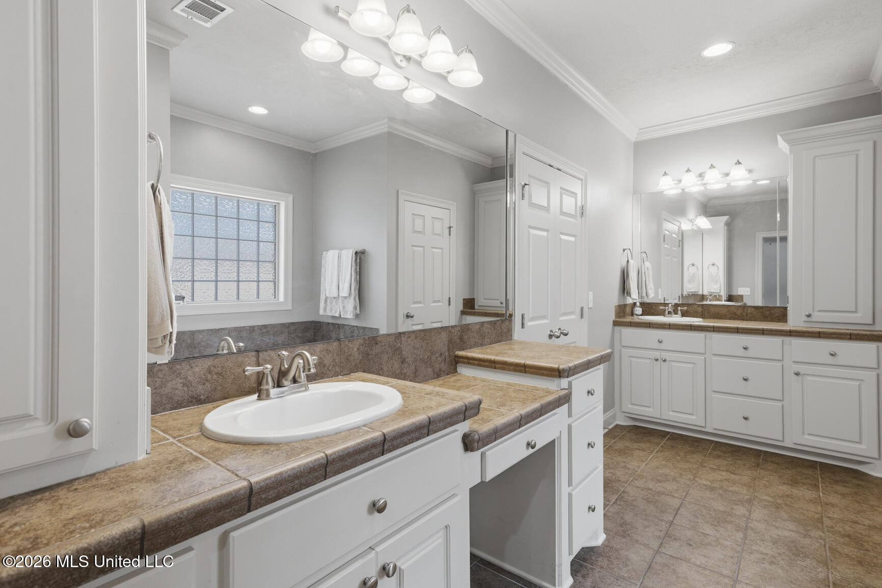 143 Covey Run Property Photo 18